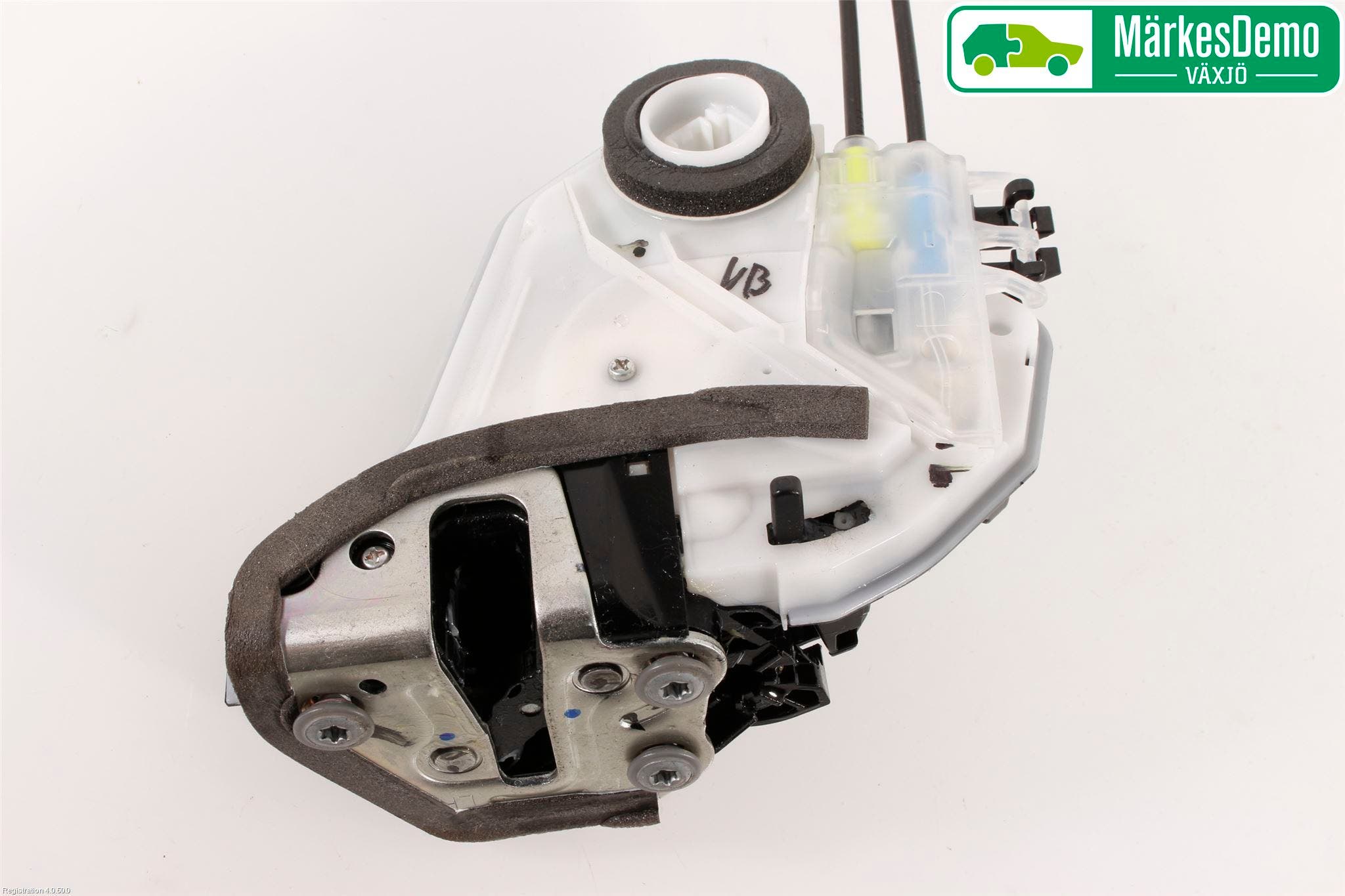 Toyota HILUX 16- Låskista-Dörrlås