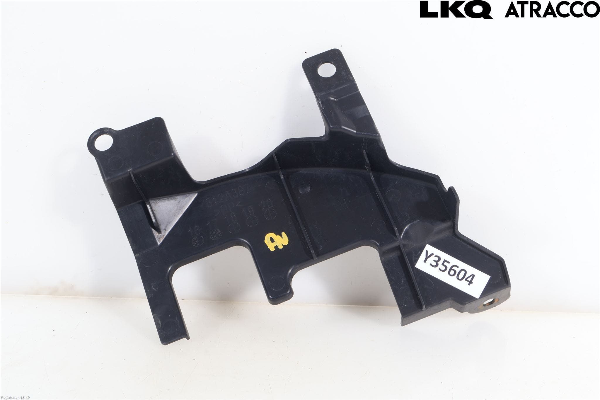 Mitsubishi OUTLANDER 13-21 Deflektor Plåt-Plast Kylning