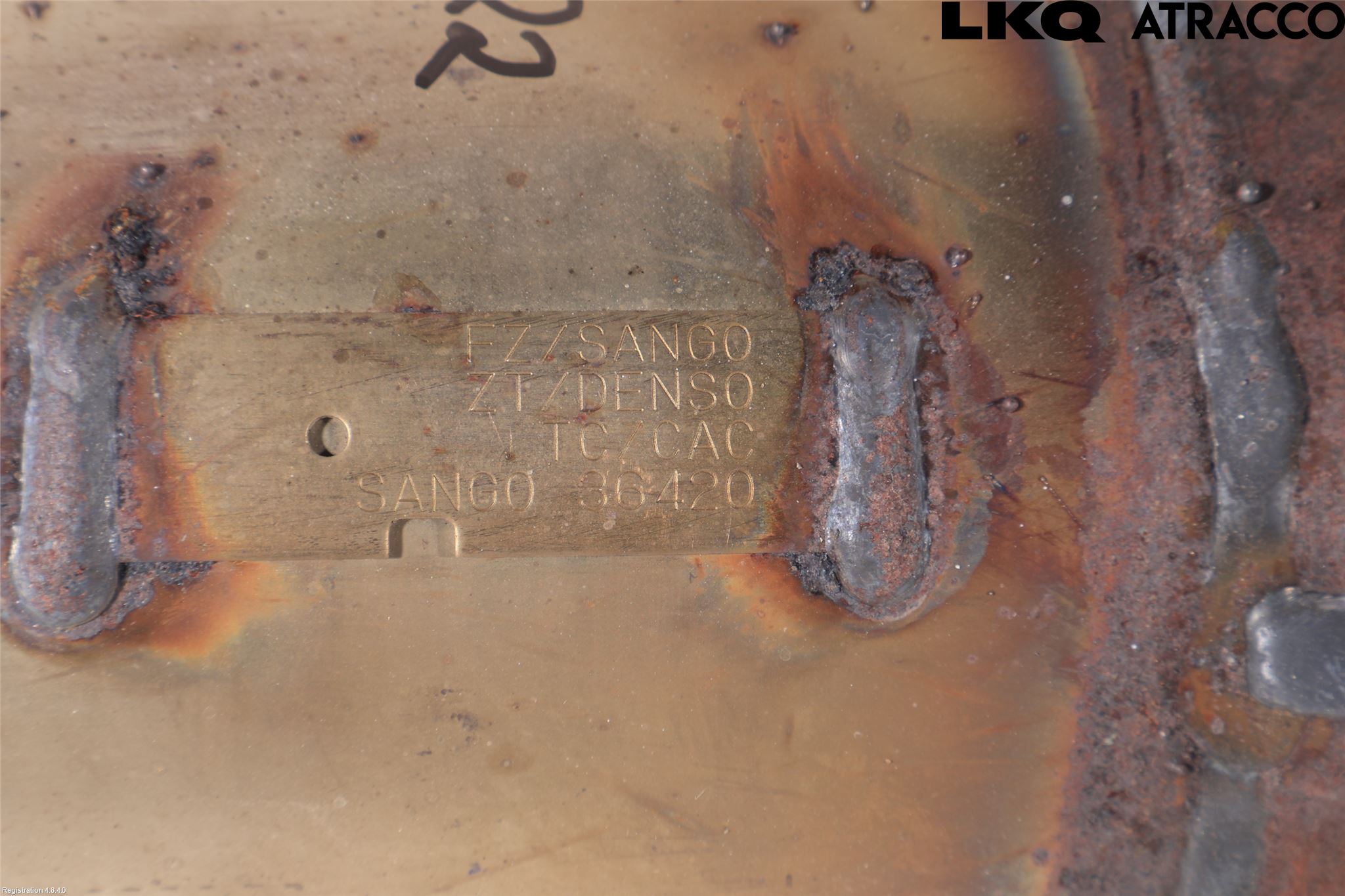 Lexus NX 300h 15-21 Katalysator