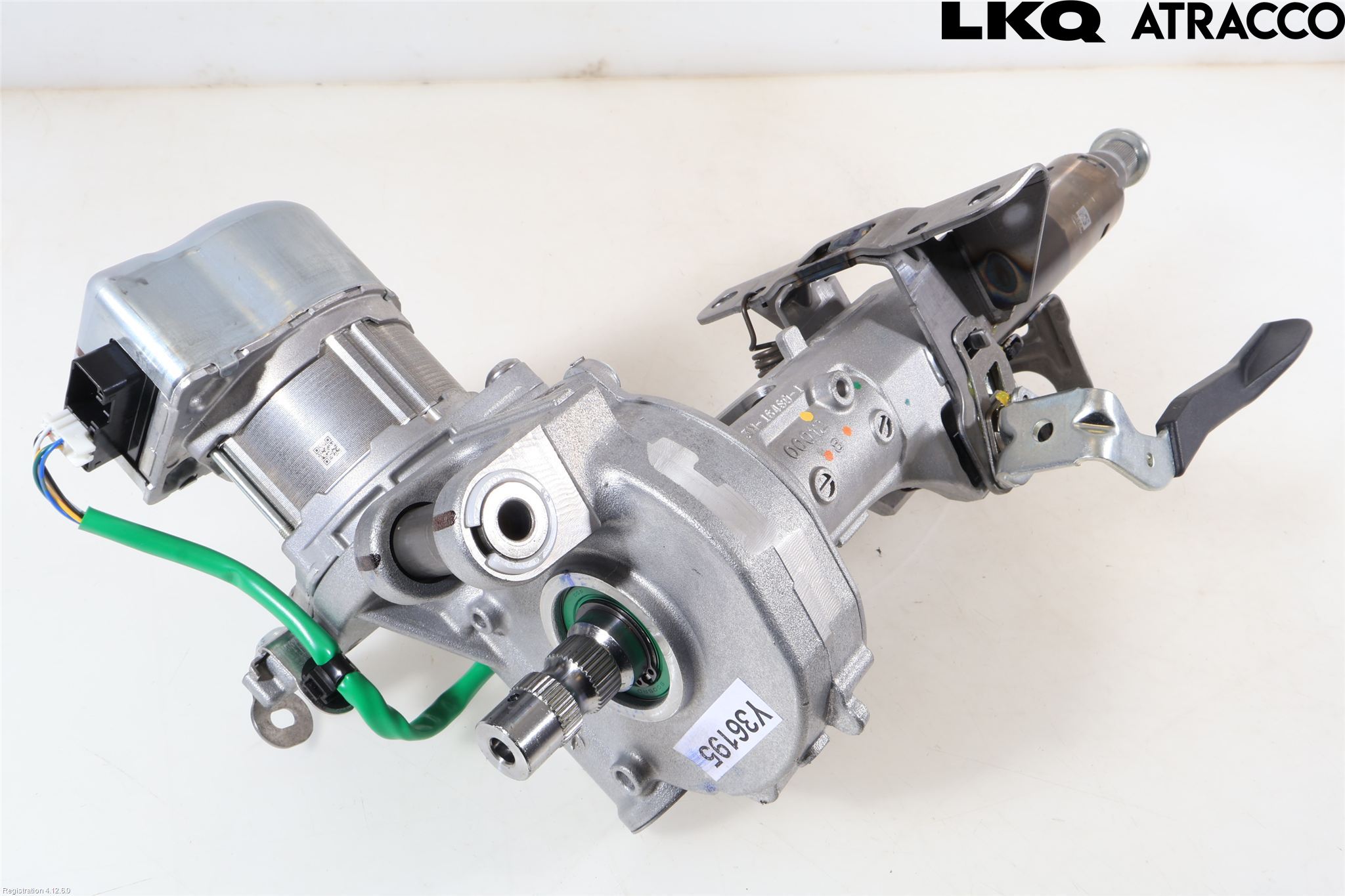 Toyota YARIS XP21 20- Rattaxelagg Med Inb Servo