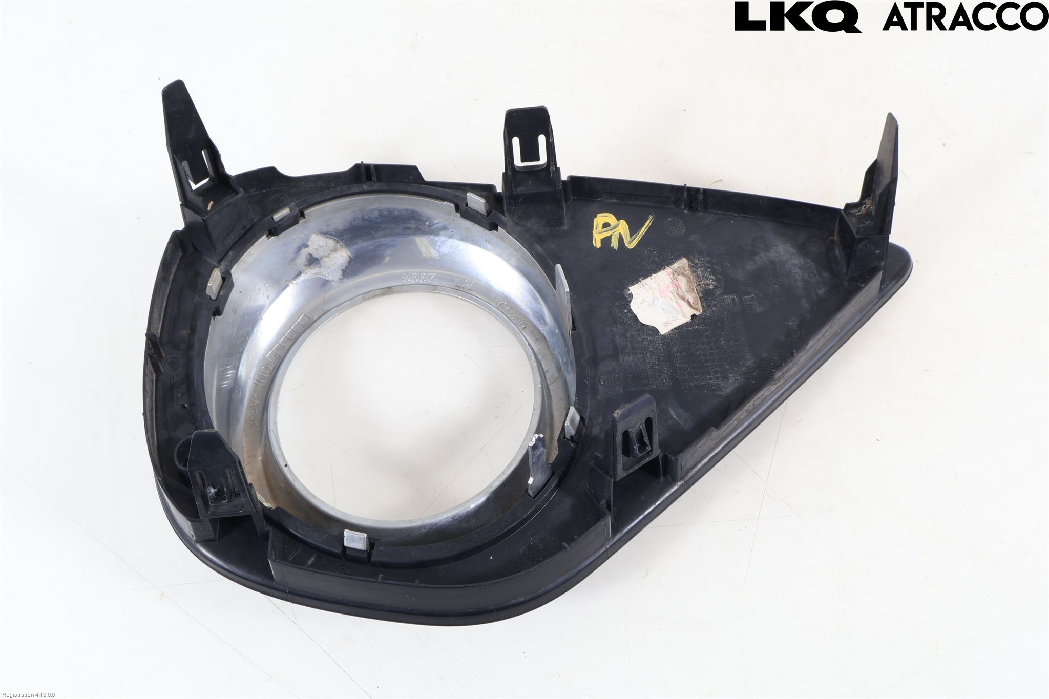 Toyota YARIS XP130 15-20 Dimljussarg Fram