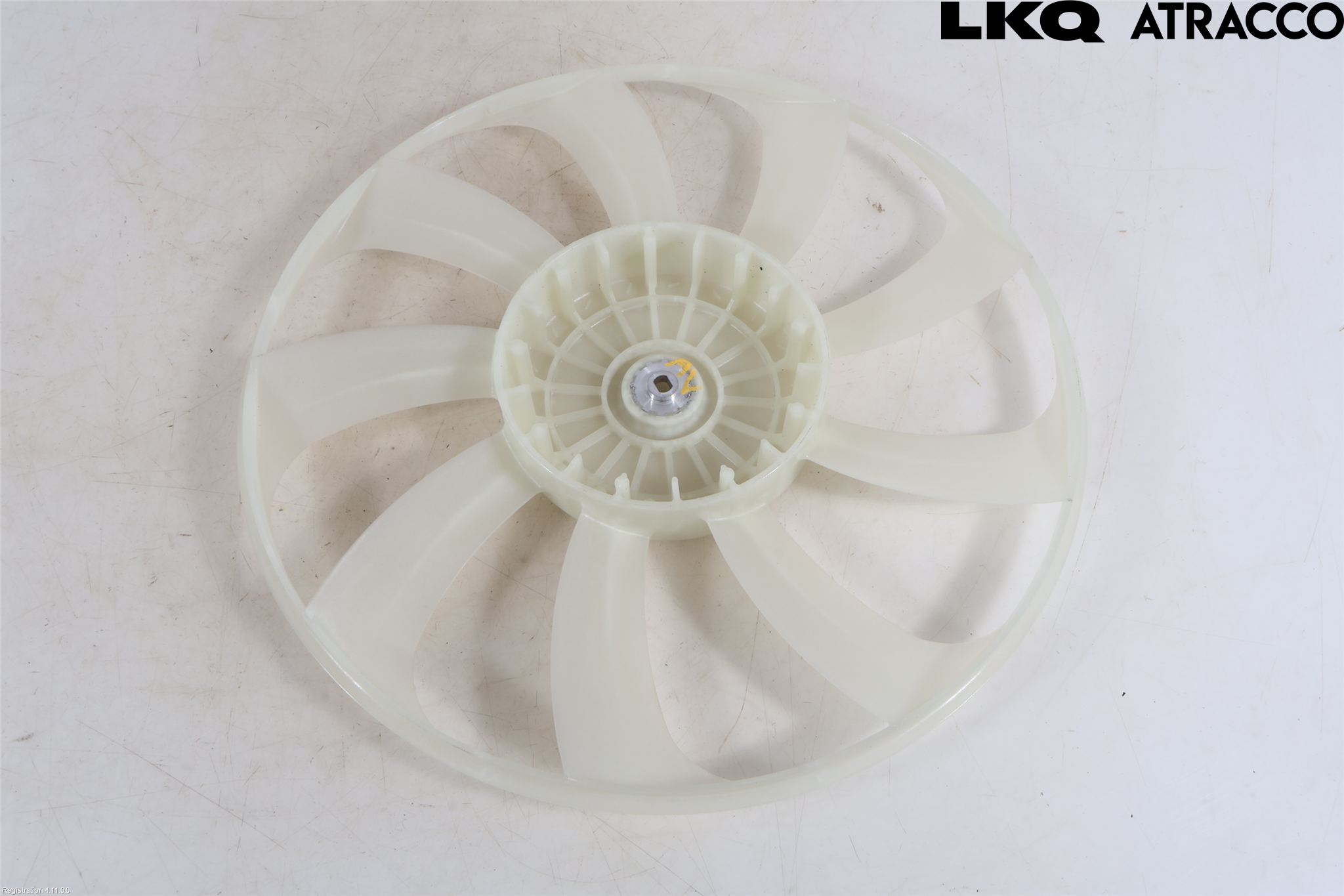 Toyota COROLLA 19- Kylfläkt-Vinge