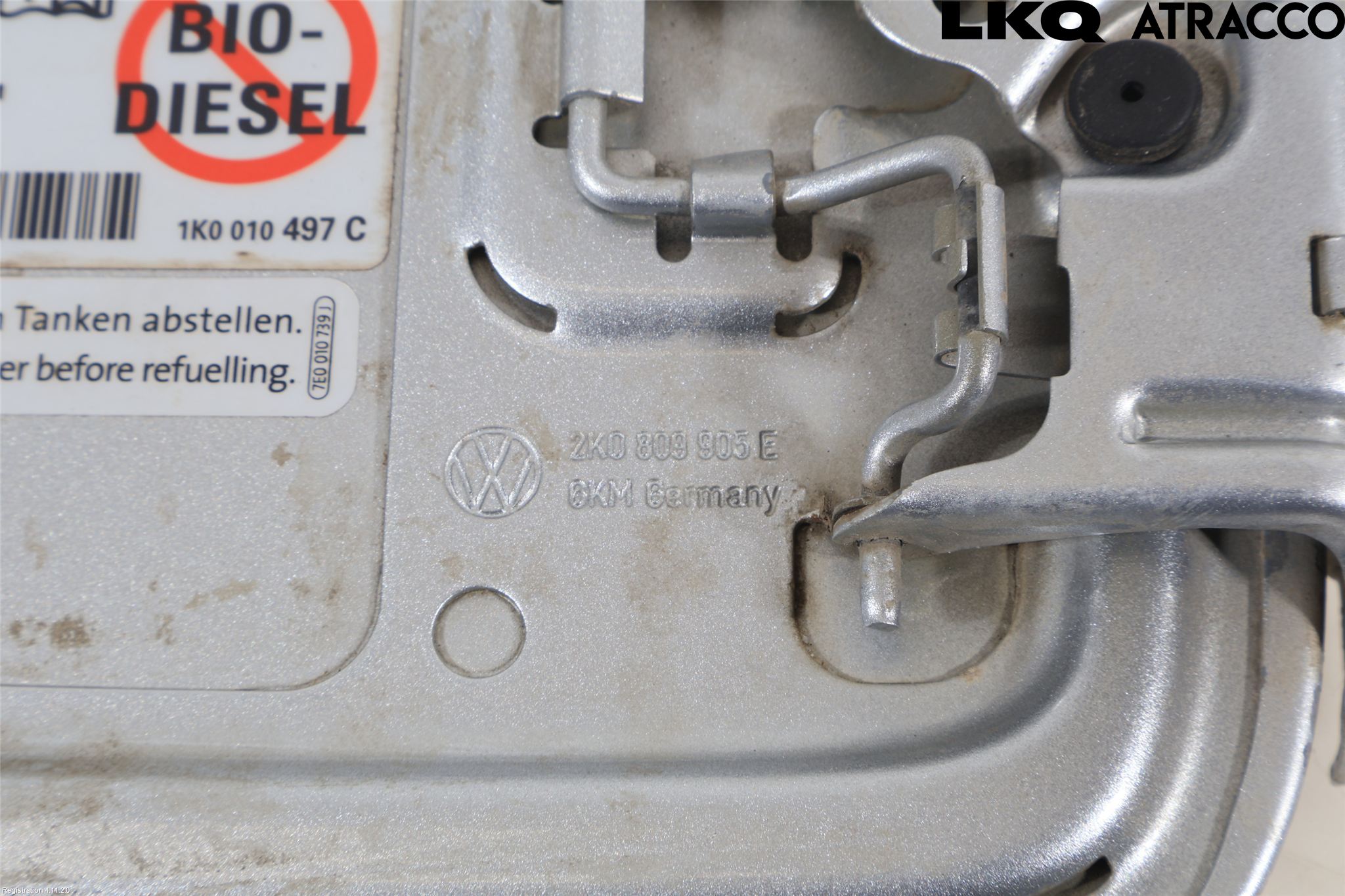 Volkswagen VW CADDY      04-10 Tanklucka