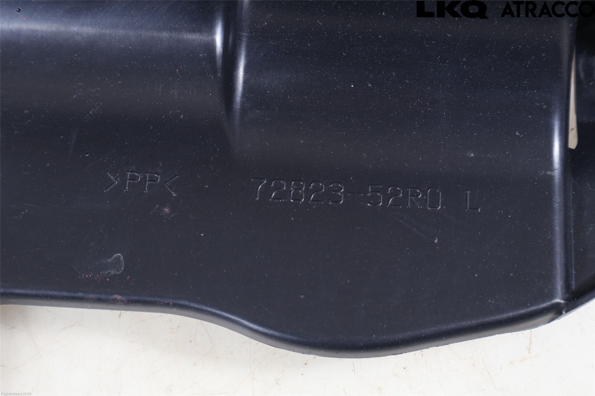 Suzuki SWIFT 17-24 Hasplåt Plåt-Plast