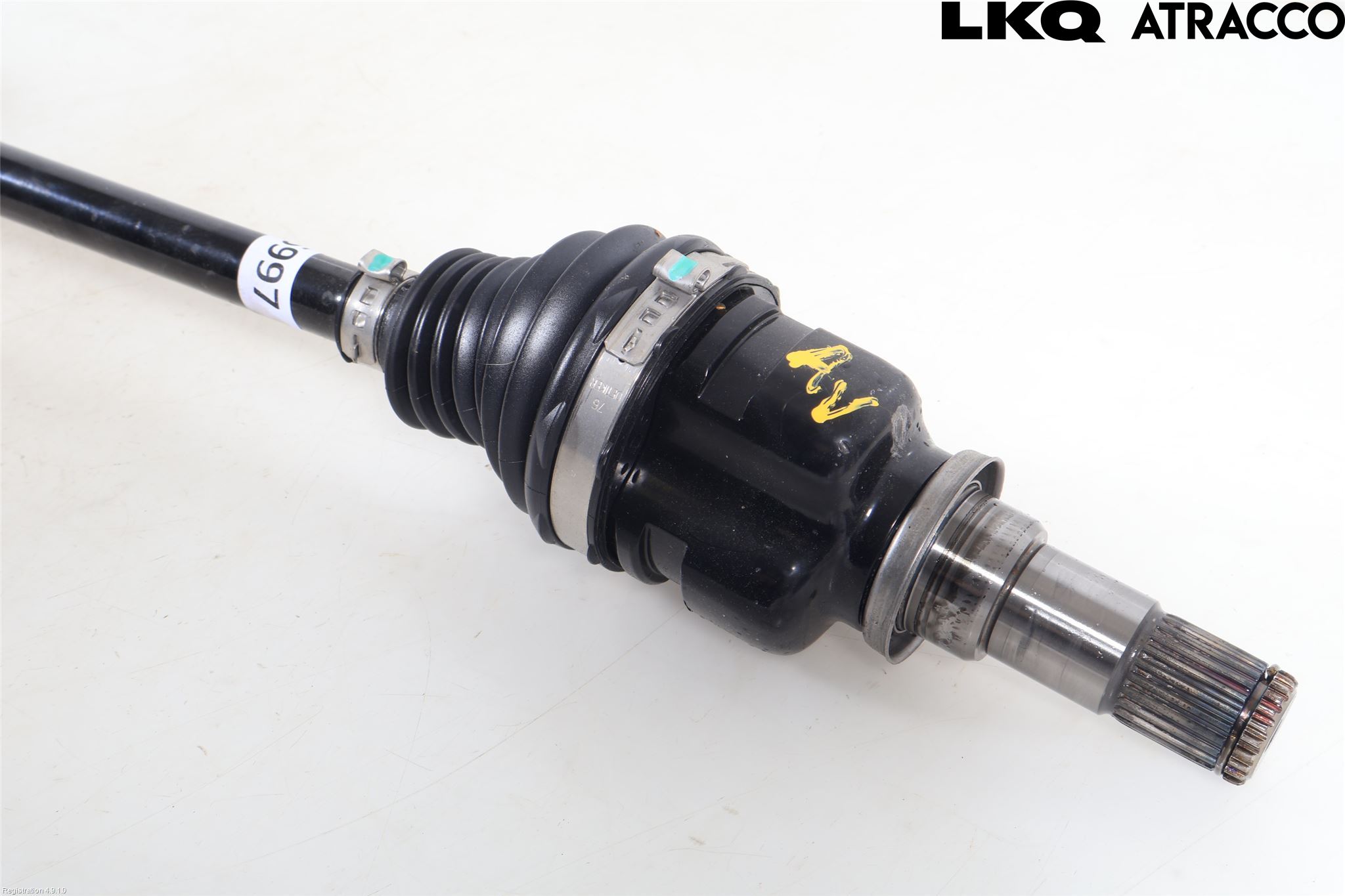 Toyota AYGO X AB70 22- Drivaxel Fram Vänster