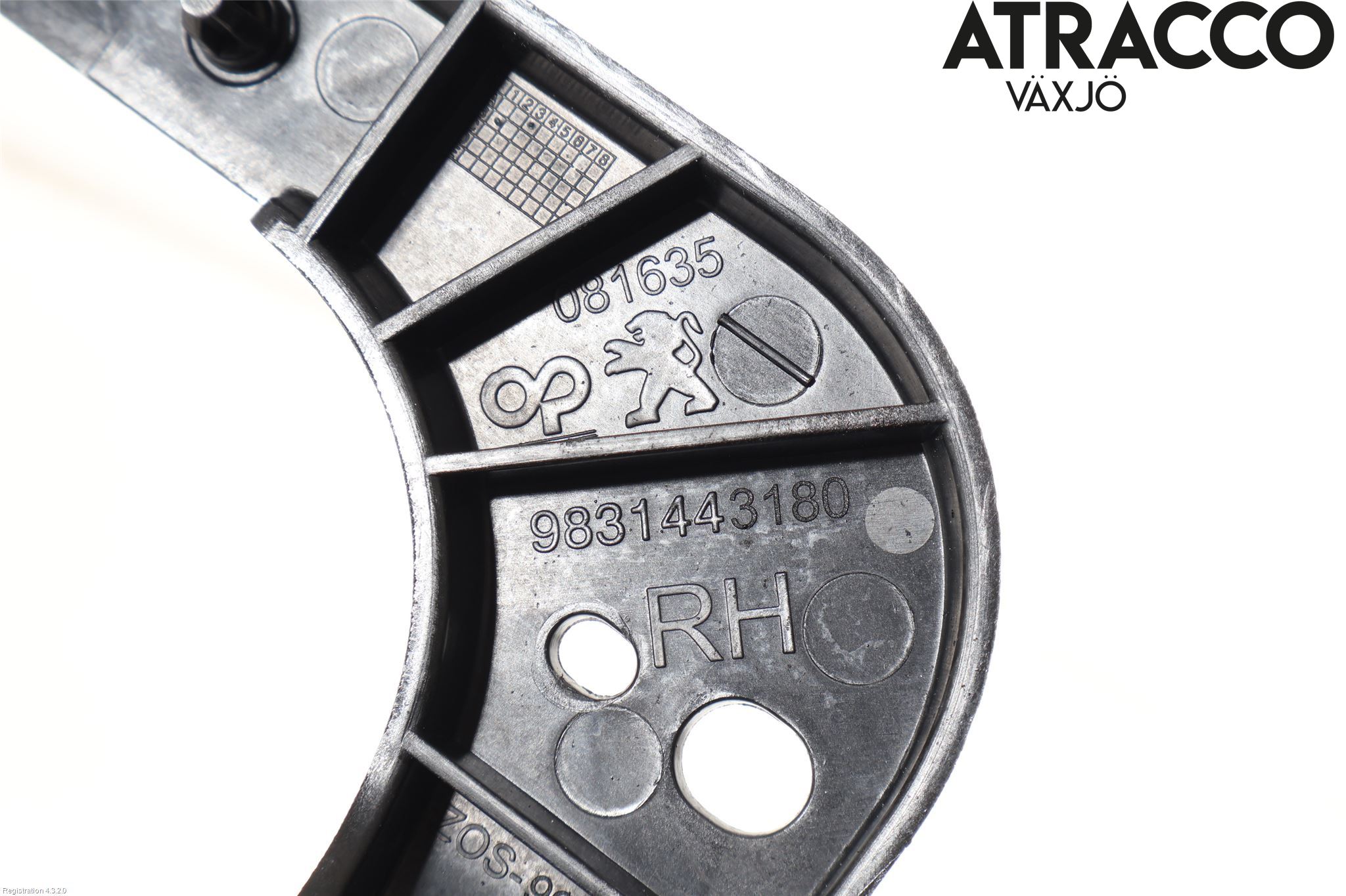 Peugeot 2008/E-2008 20- Stötfångarfäste Bak Hö