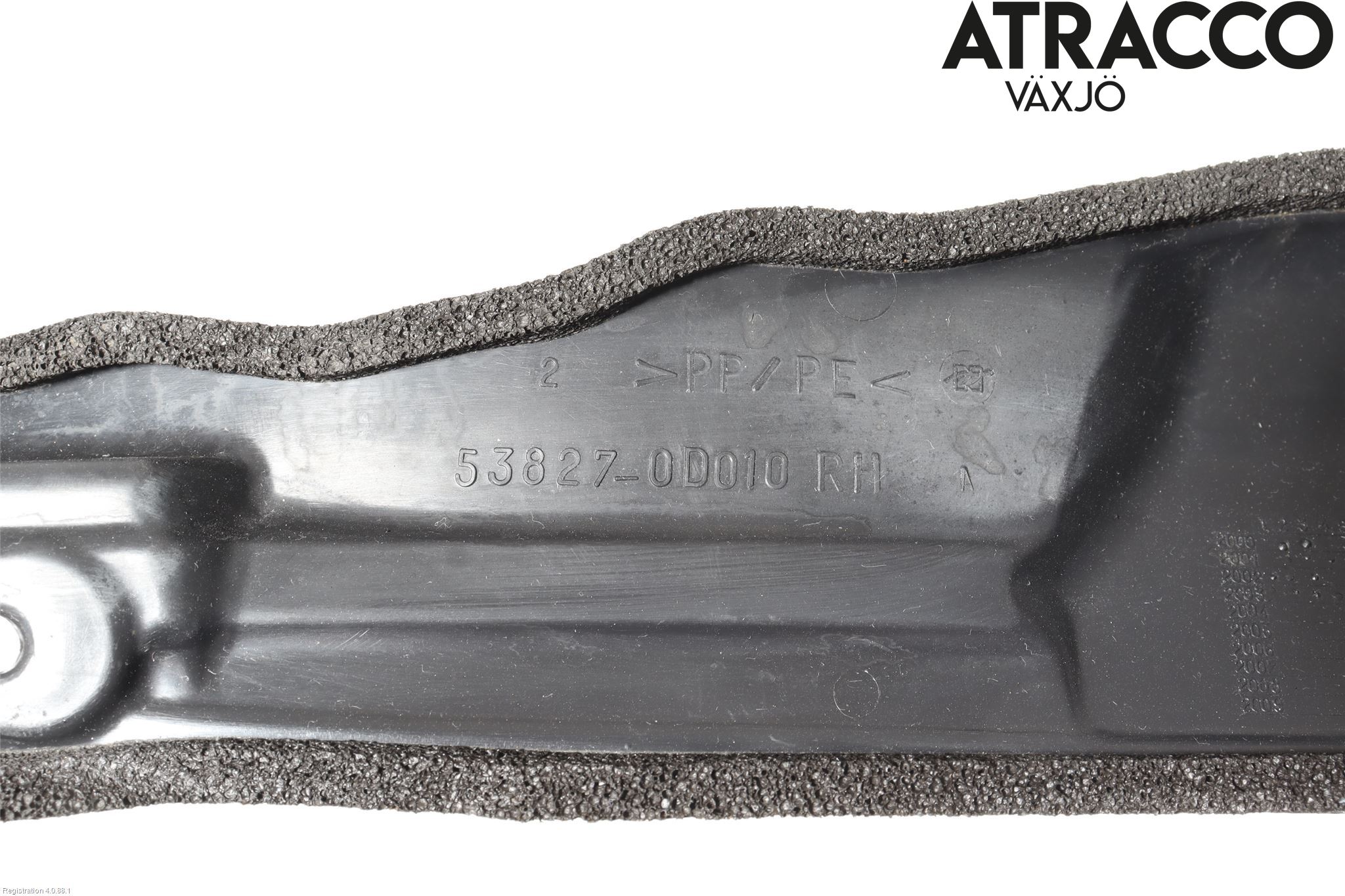 Toyota YARIS P1 03-05 Skärm Inner