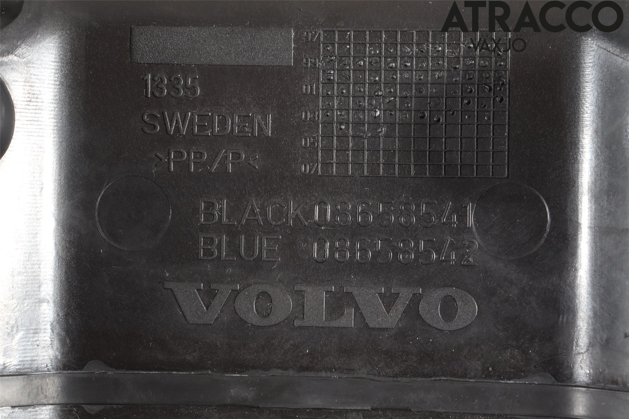 Volvo S60 05-10 Kamrem-Transmissionskåpa