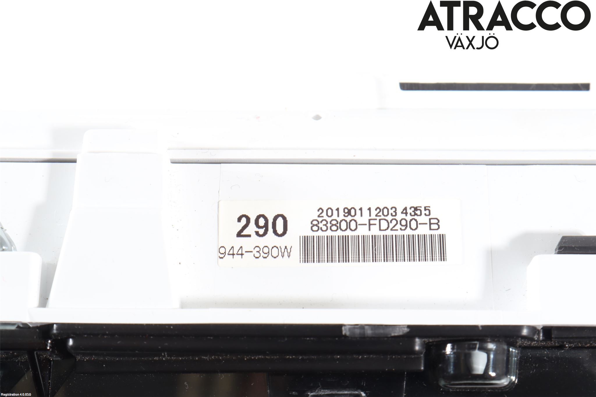 Toyota HILUX 16- Instrument Komb