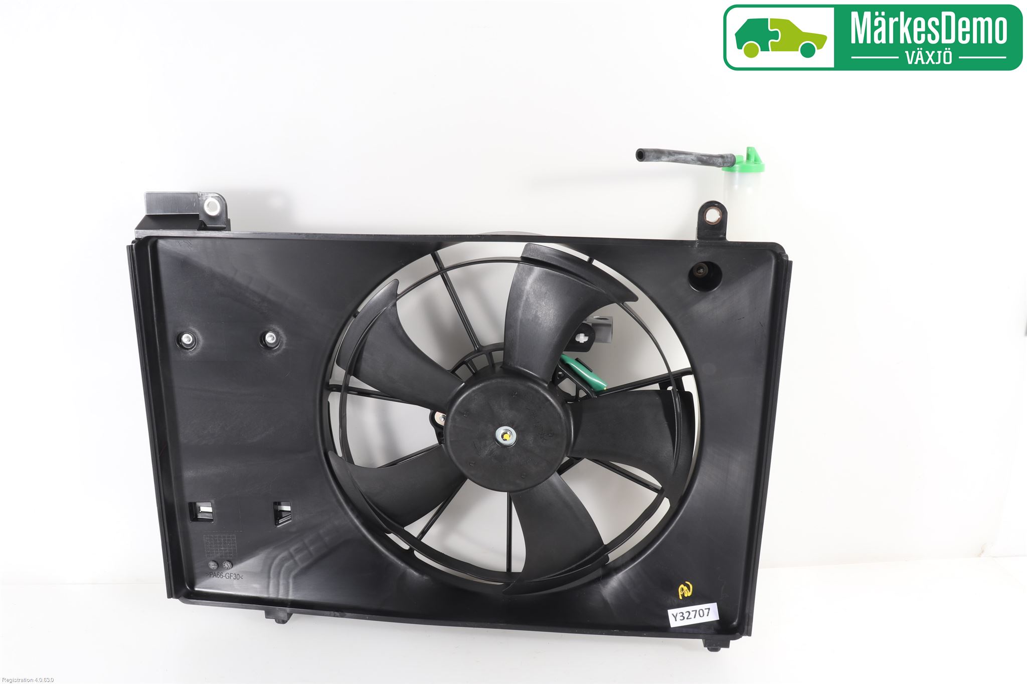 Suzuki SWIFT 17-24 Kylfläktkåpa