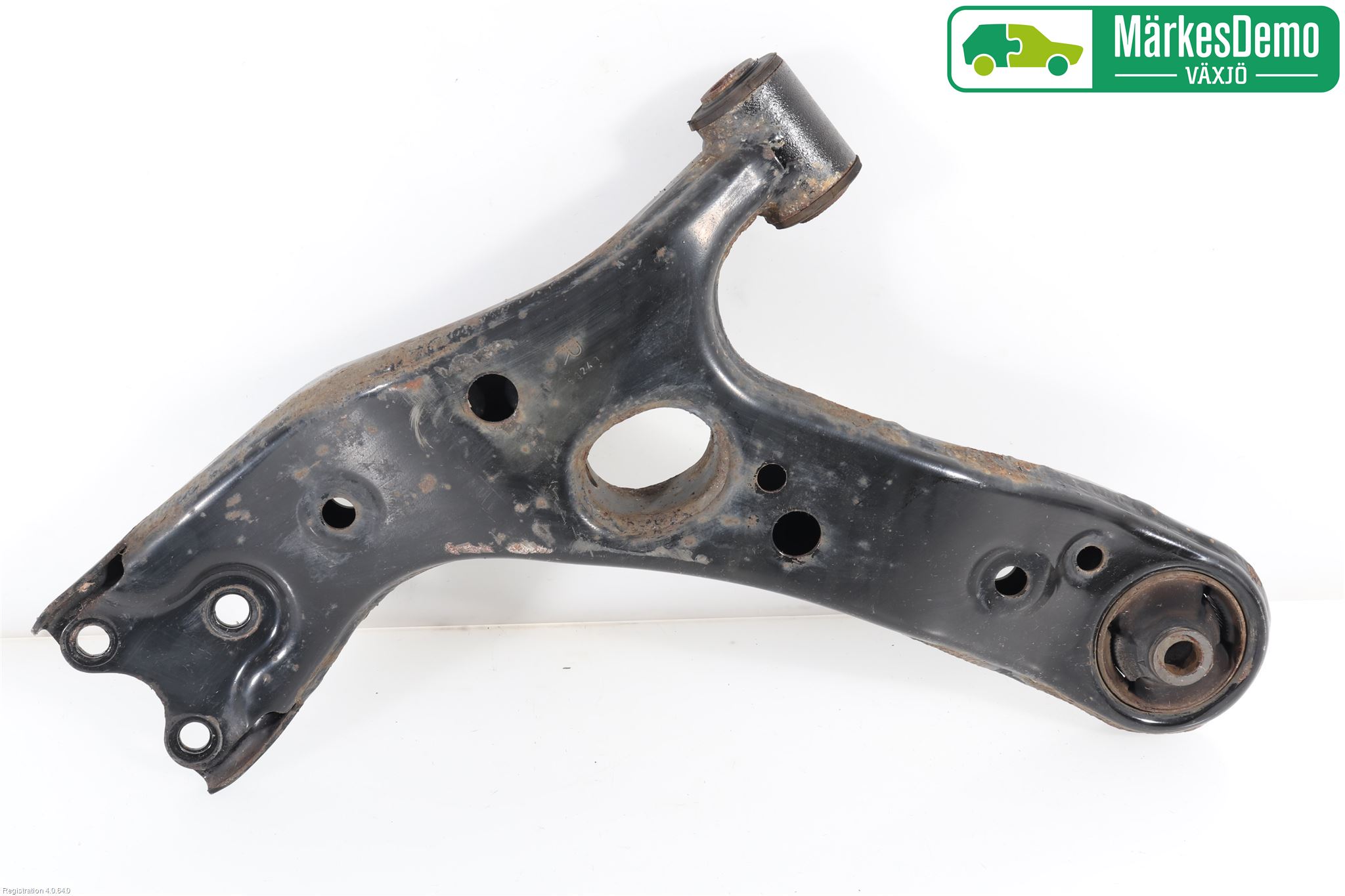 Toyota VERSO 09-18 Bärarm Fram Undre Hö