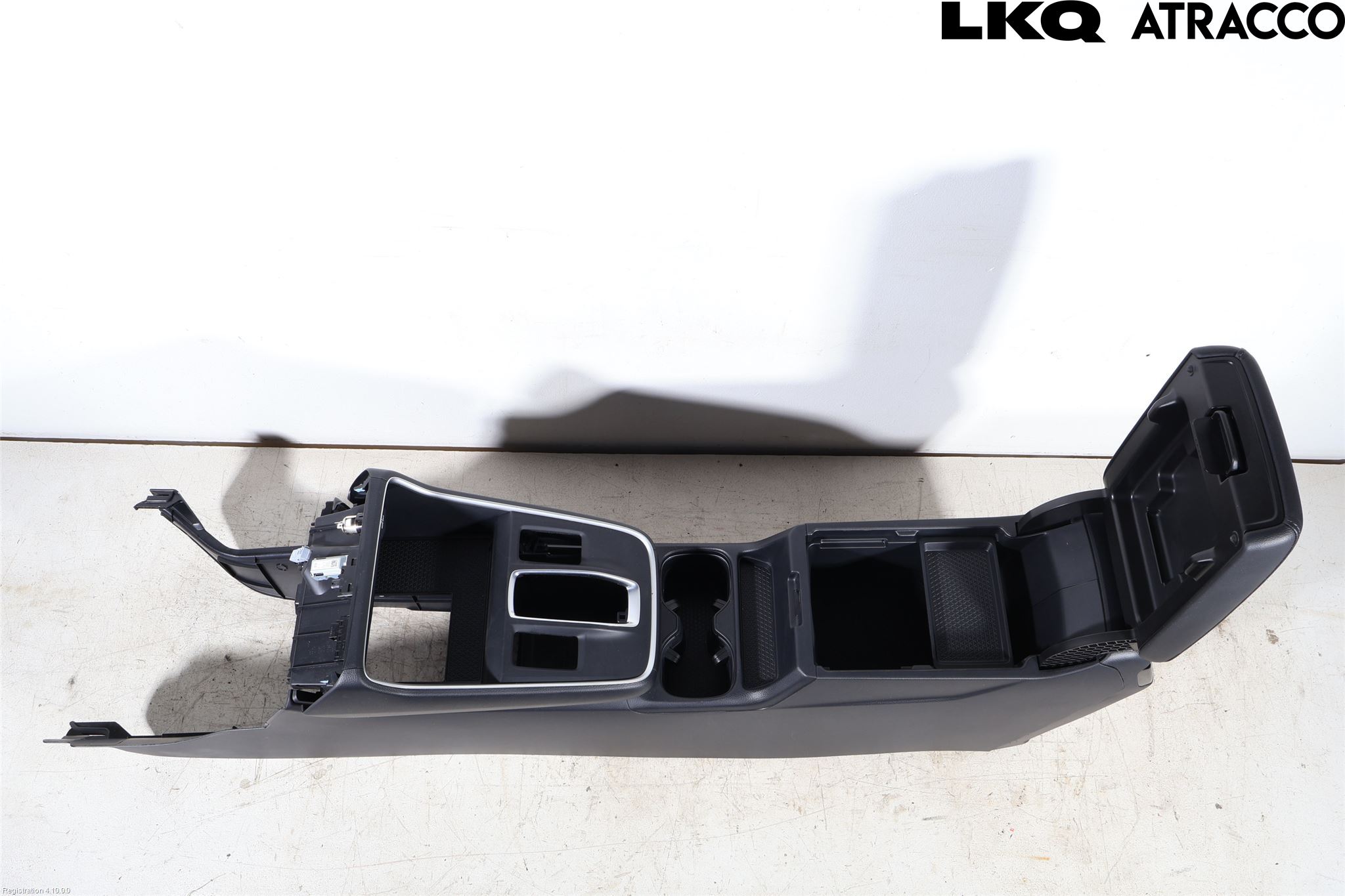 Honda CR-V 24- Instrumentkonsoll Mitt