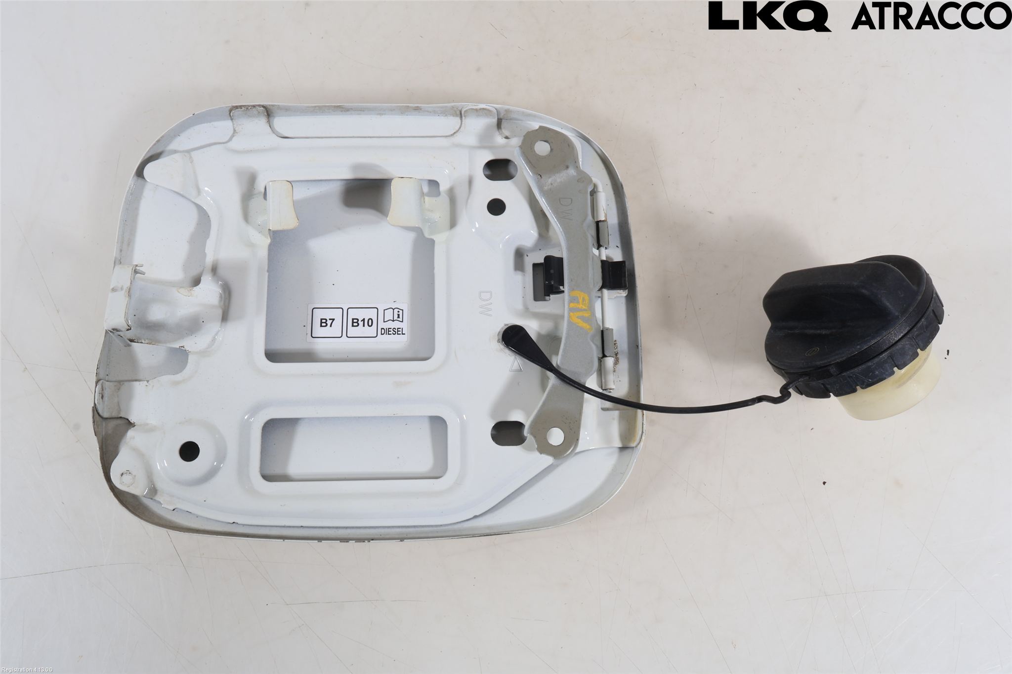 Toyota HILUX 16- Tanklucka