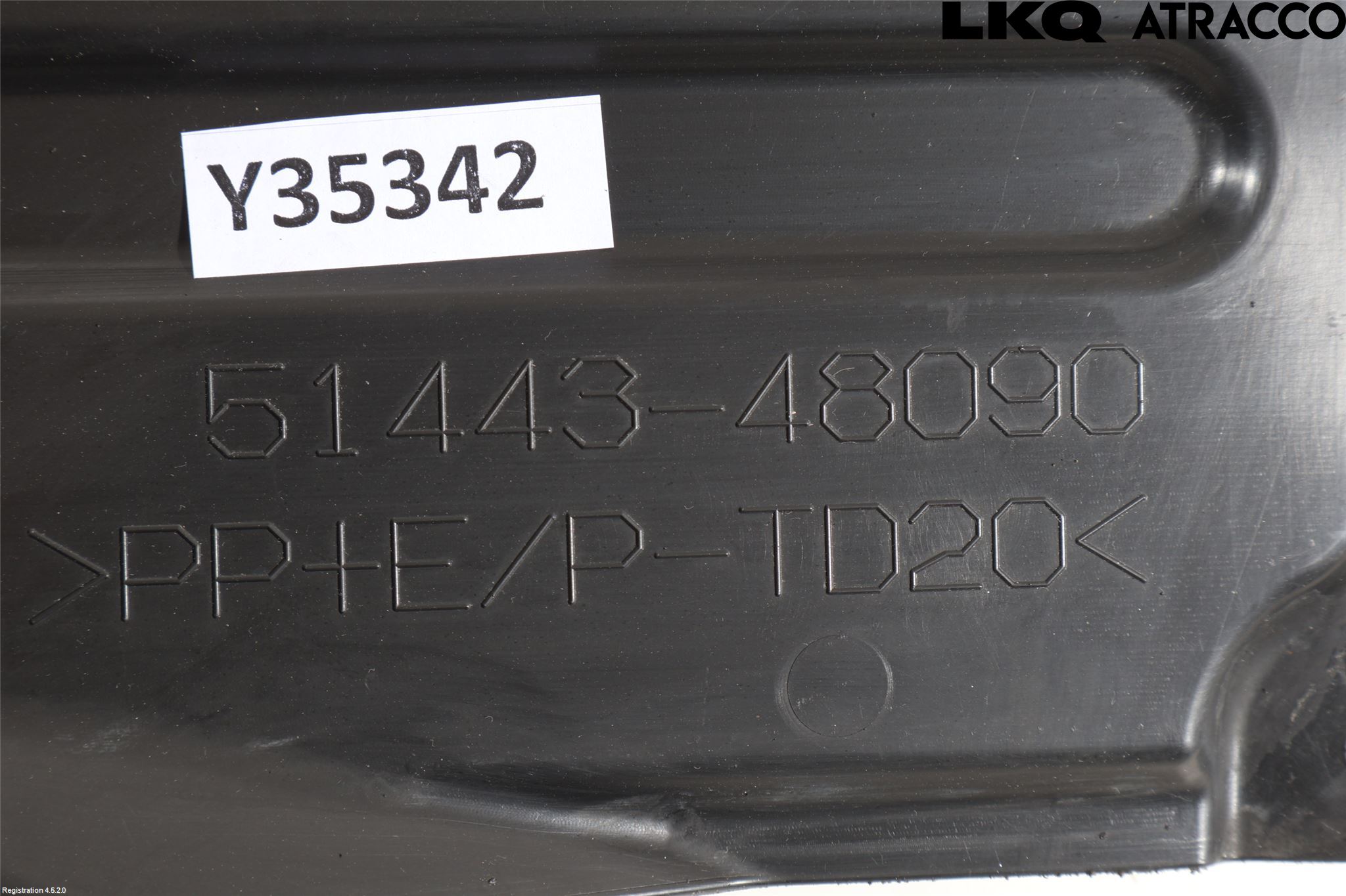 Toyota RAV4 13-18 Hasplåt Plåt-Plast