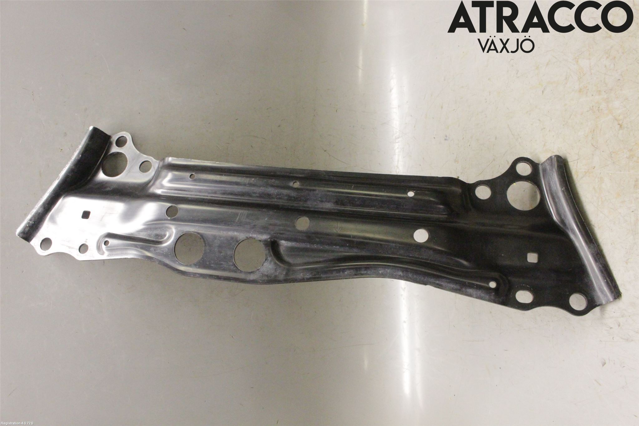 Toyota RAV4 13-18 Framvagnsbalk