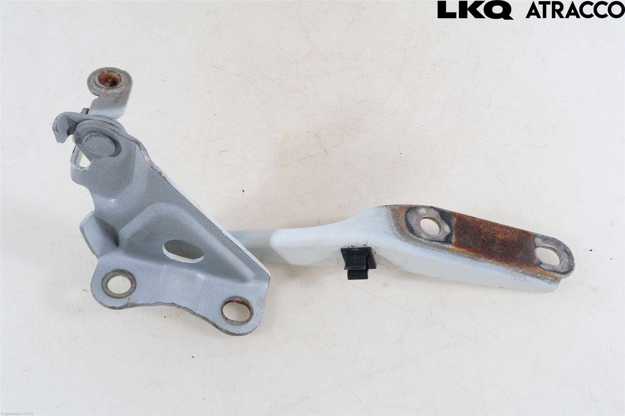 Toyota RAV4 13-18 Huvgångjärn