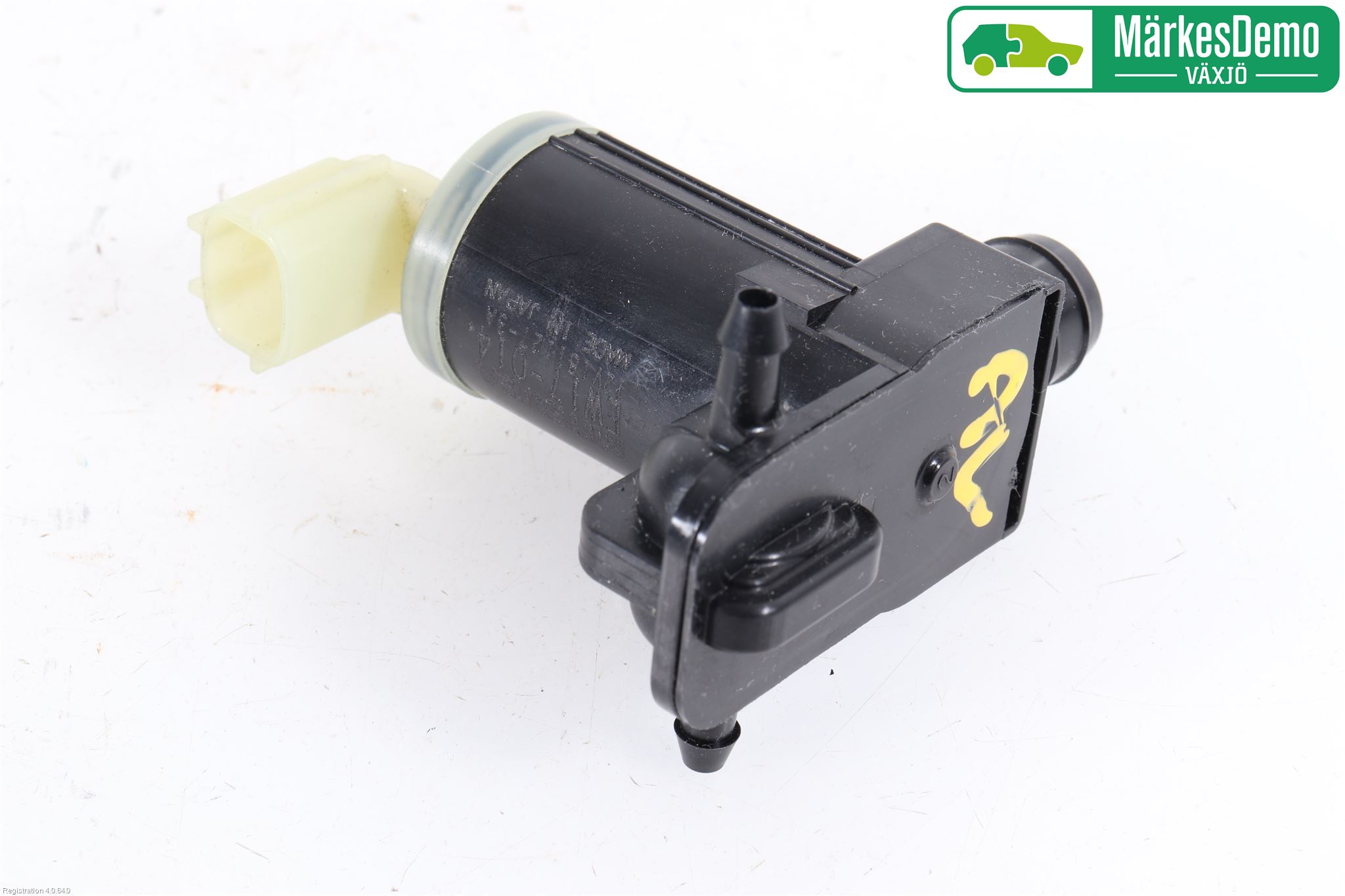 Mazda 3 IV 19- Spolarpump Vindruta