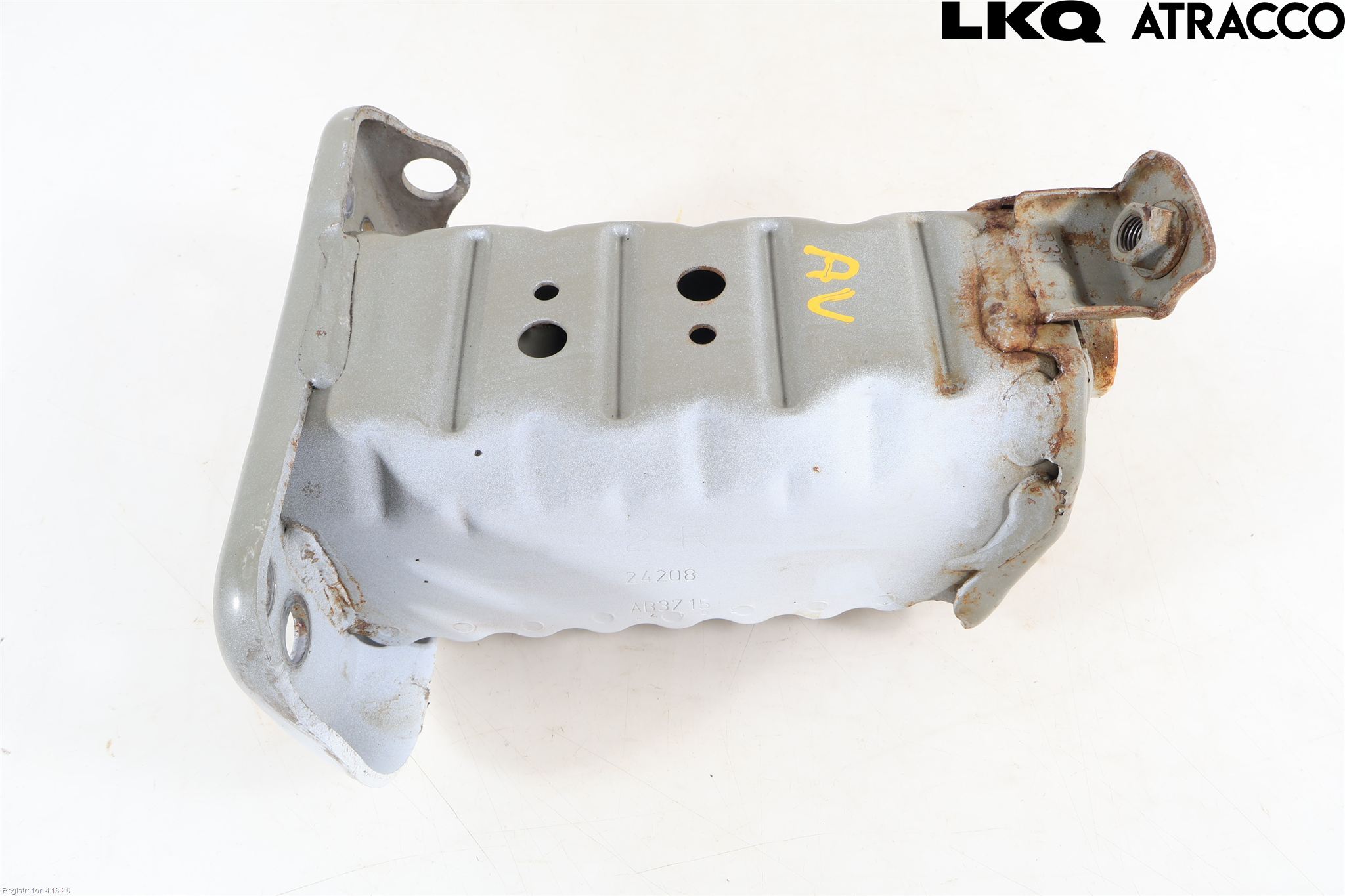 Toyota YARIS XP130 15-20 Stötfångarbärjärn Fram