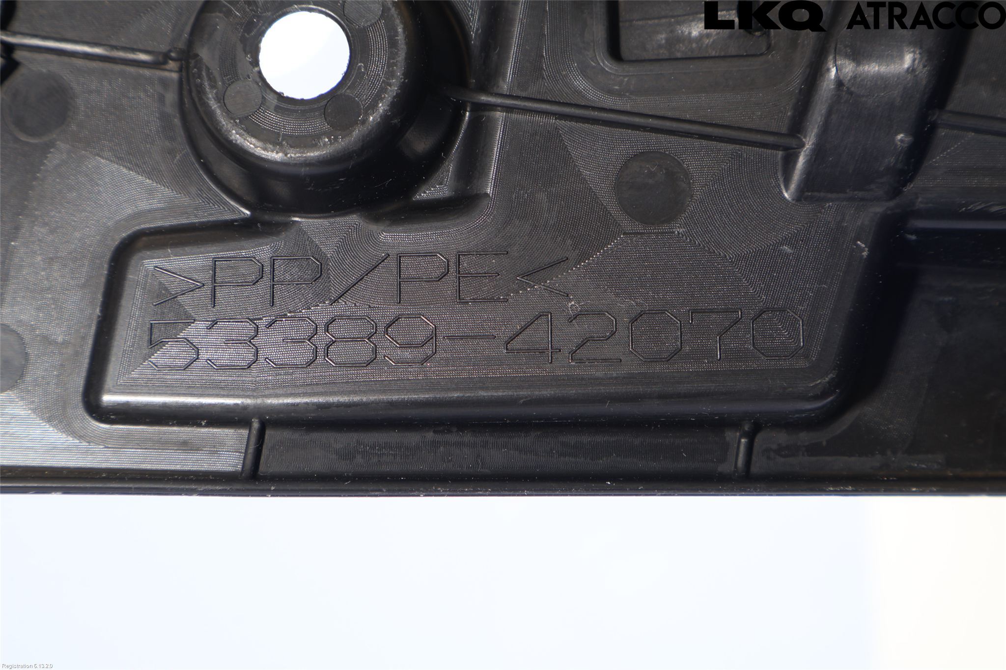 Toyota bZ4X EA10 22- Täckplast Front