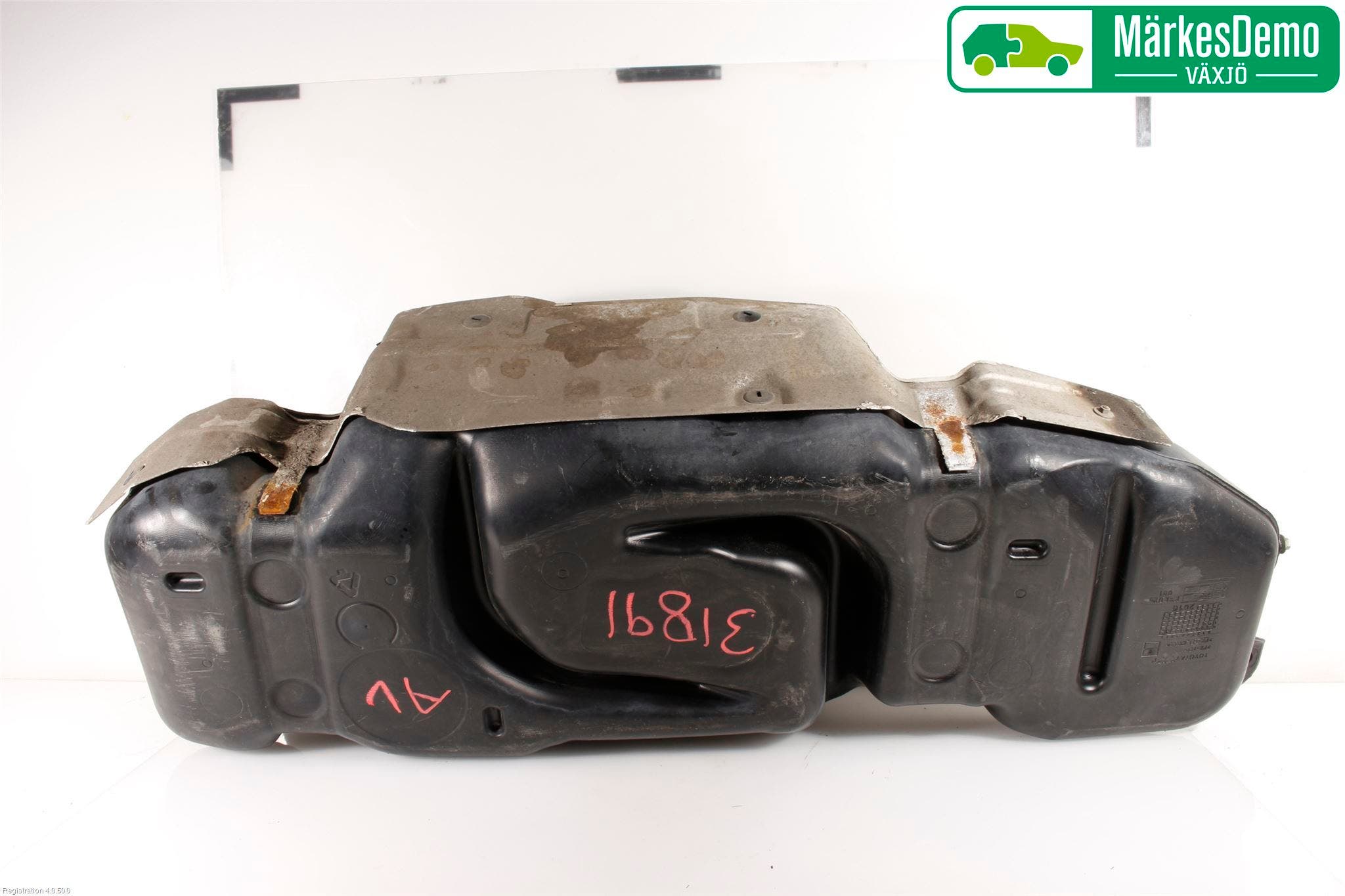 Toyota HILUX 16- Bränsletank Diesel