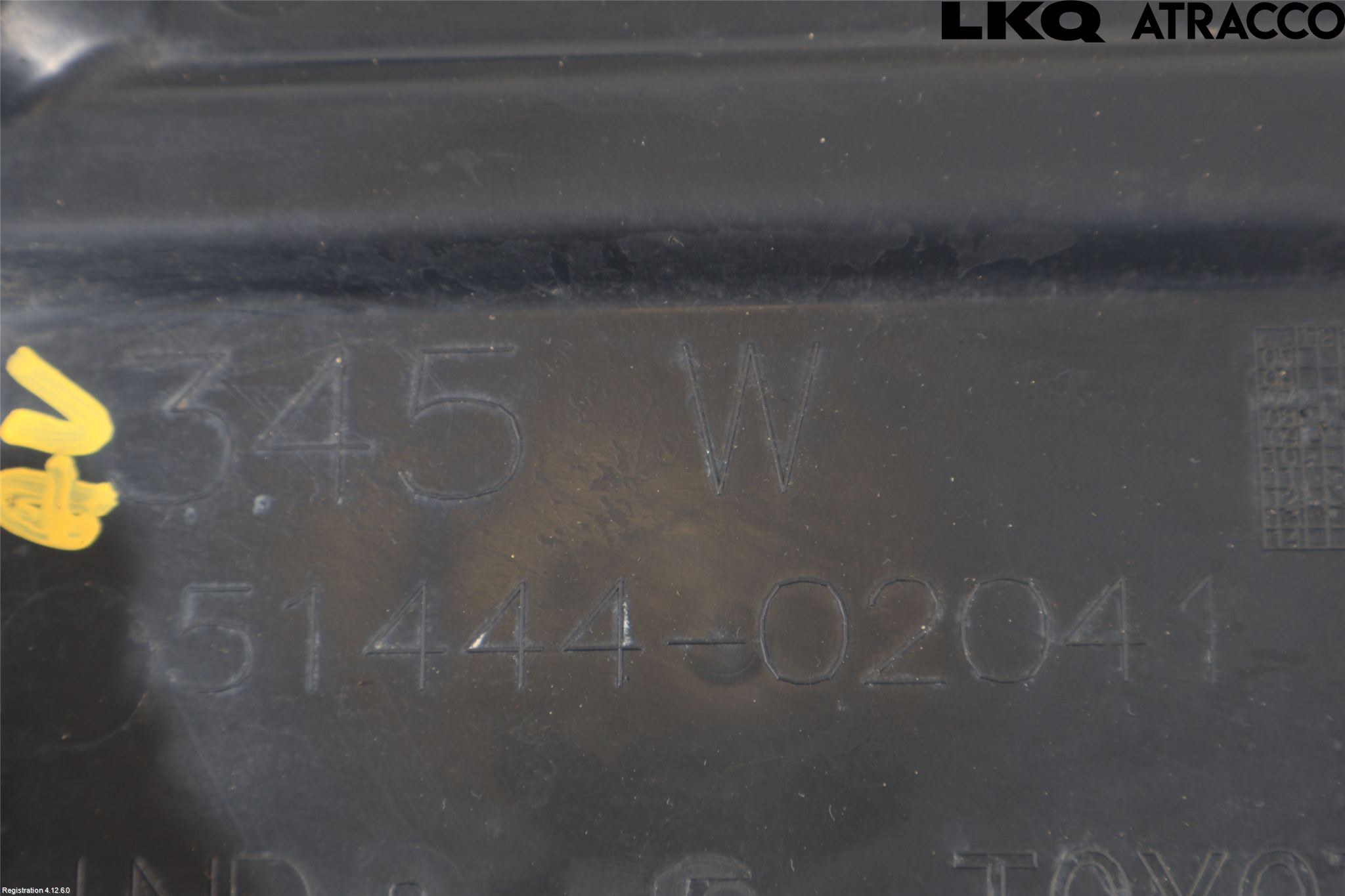 Toyota AURIS 13-19 Hasplåt Plåt-Plast