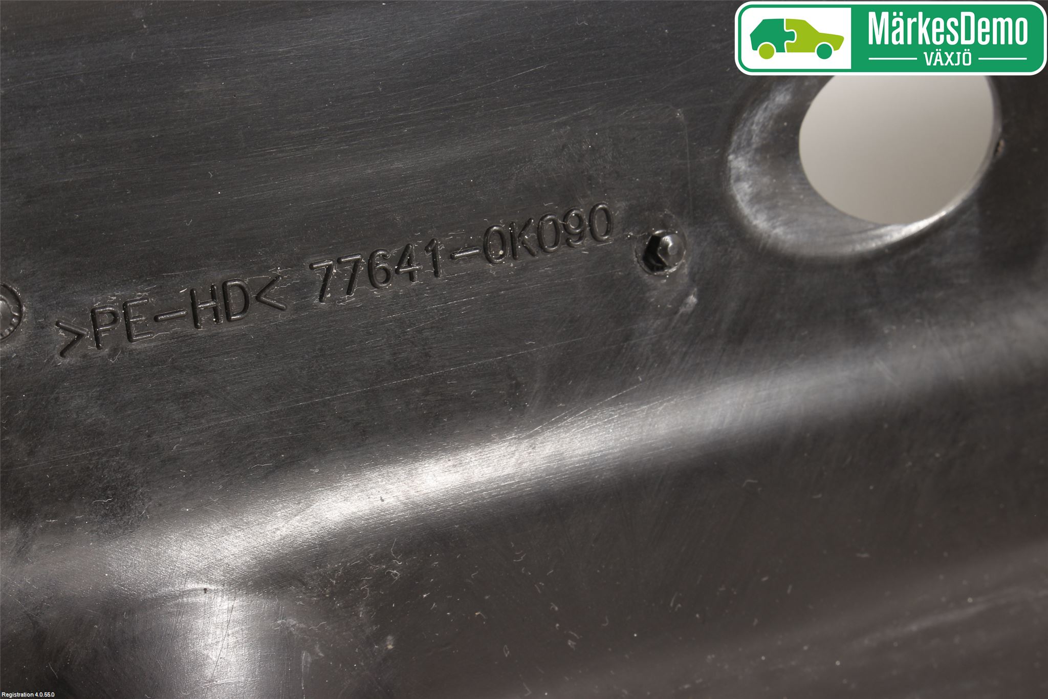 Toyota HILUX 05-16 Bränsletank Skyddsplåt