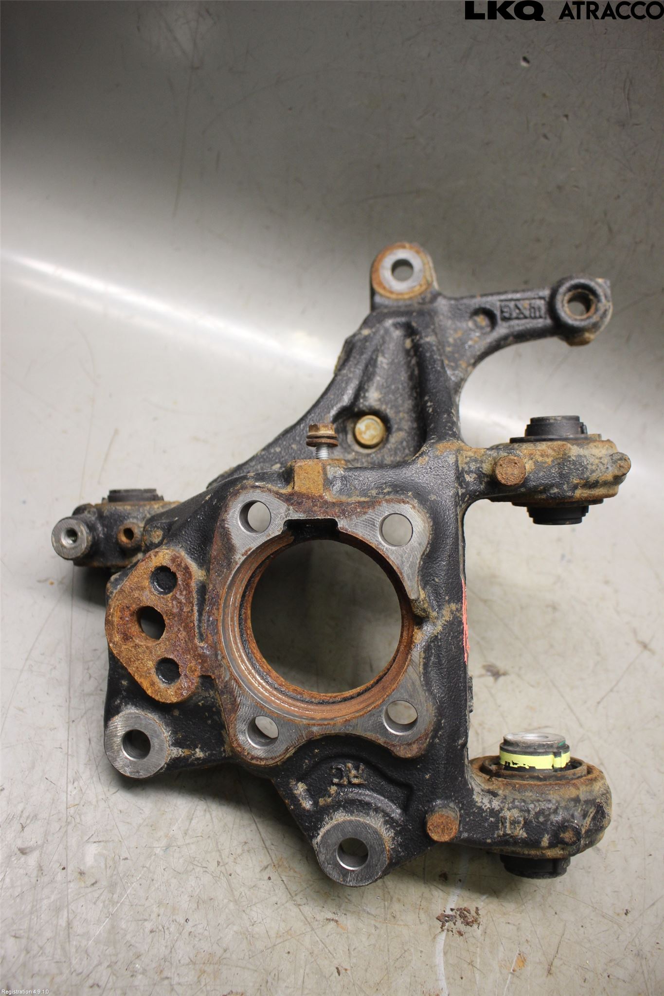 Toyota COROLLA CROSS XG10 22- Hjullagerhus-Spindel Hö B