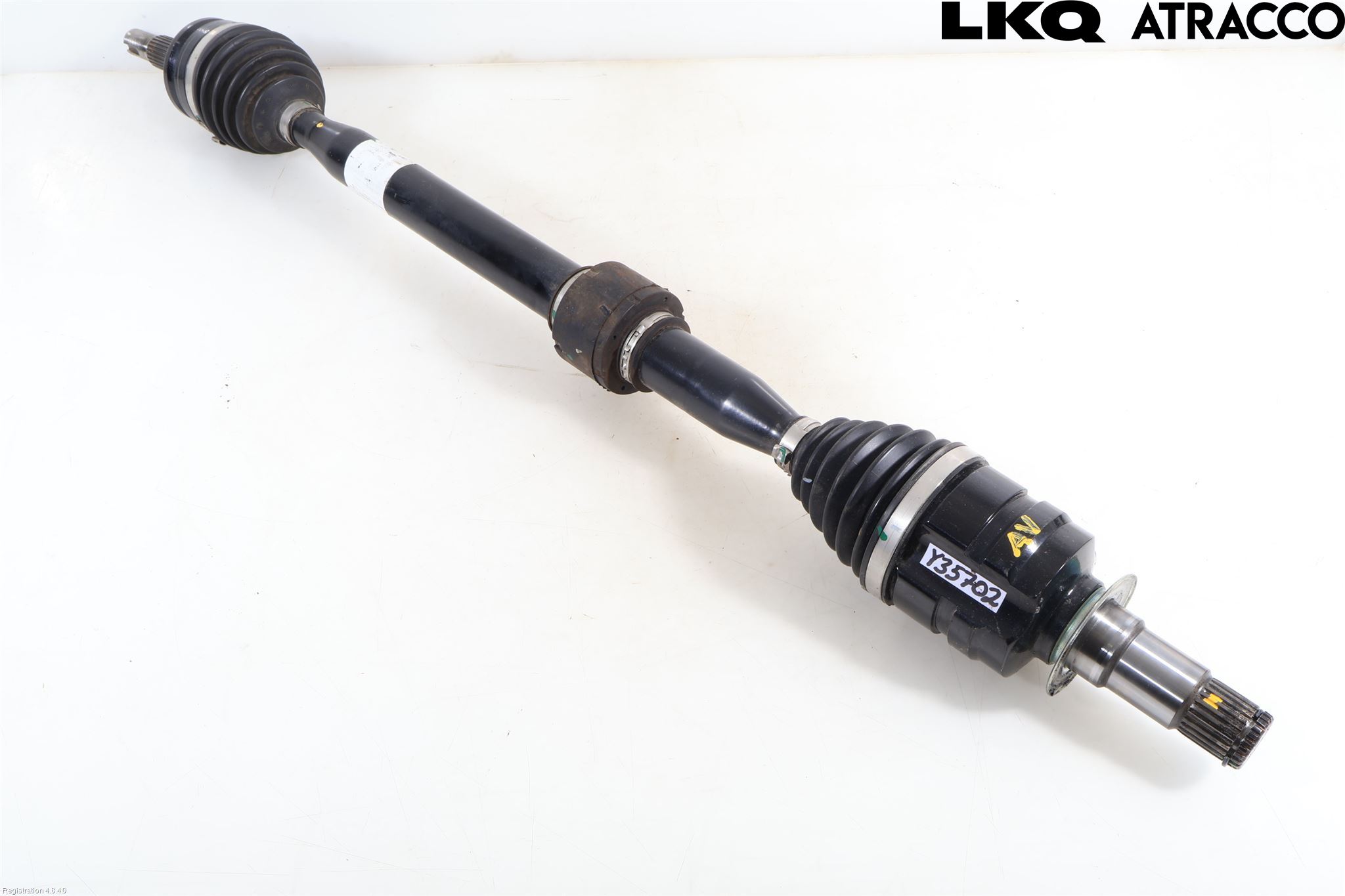 Toyota C-HR 24- Drivaxel Fram Höger