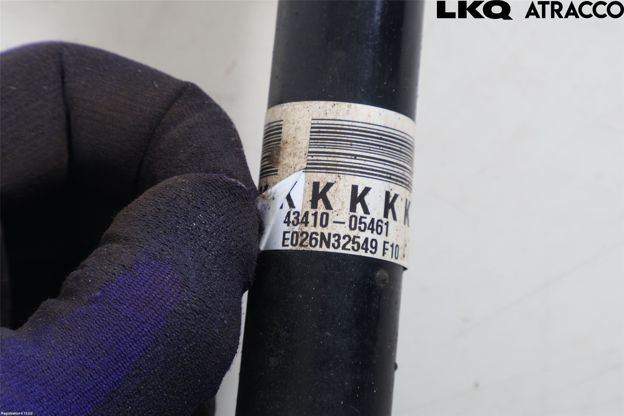Toyota AVENSIS 16-18 Drivaxel Fram Höger