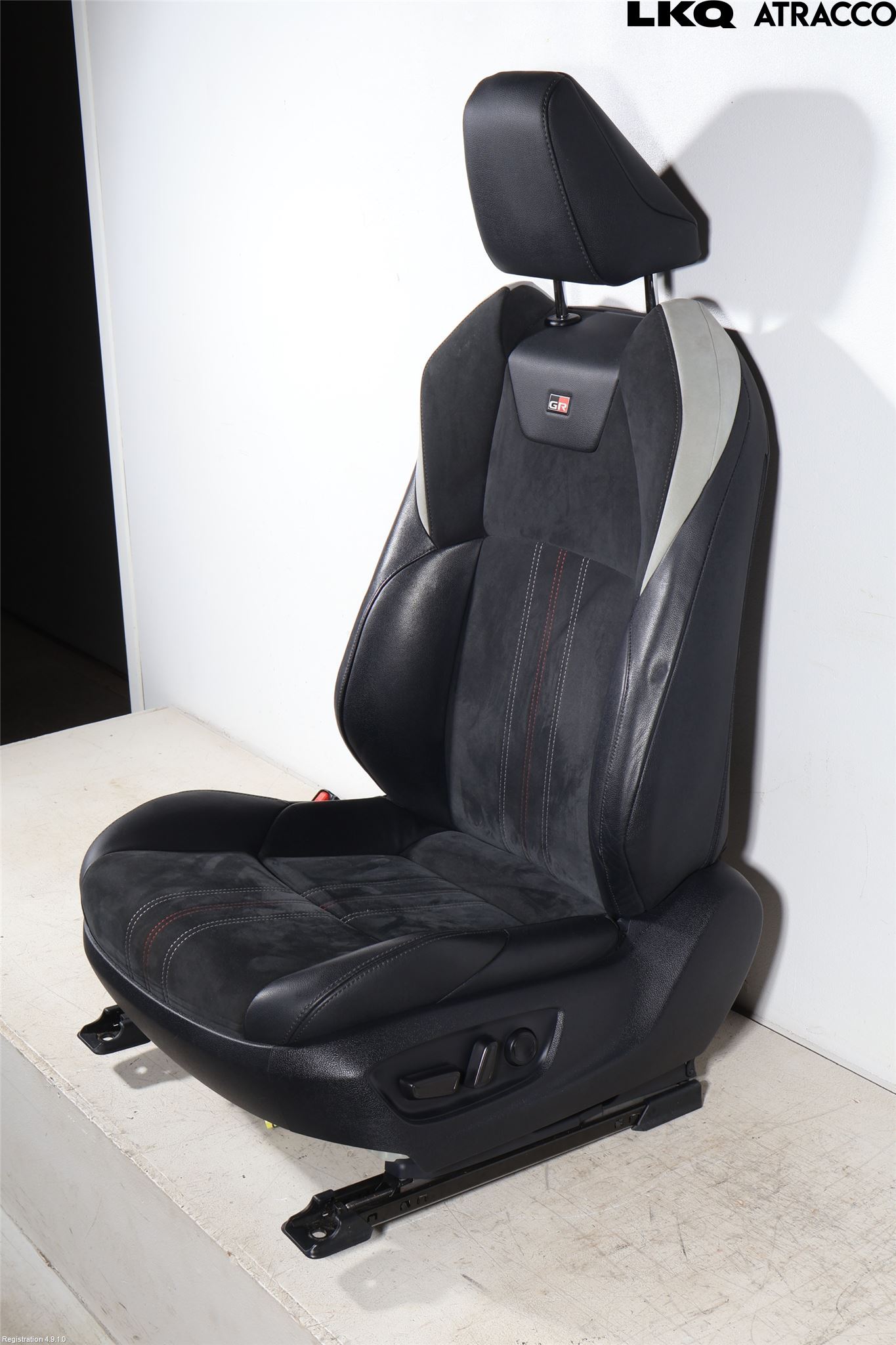 Toyota C-HR 16-23 Inredning Stol Fram Vä