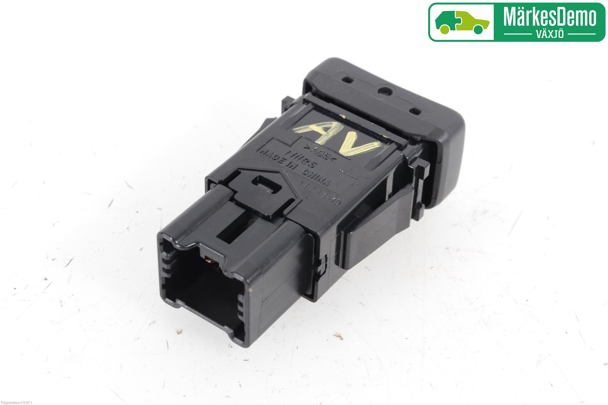 Suzuki VITARA 15- Strömställare Stolvärme