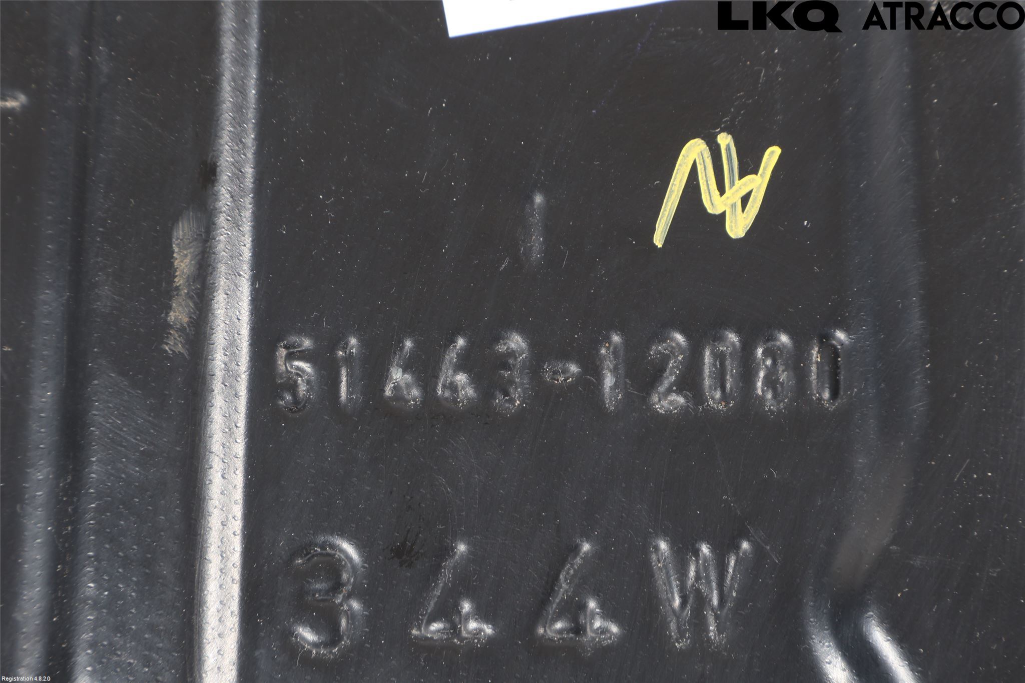Toyota PRIUS ZVW30 09-20 Hasplåt Plåt-Plast