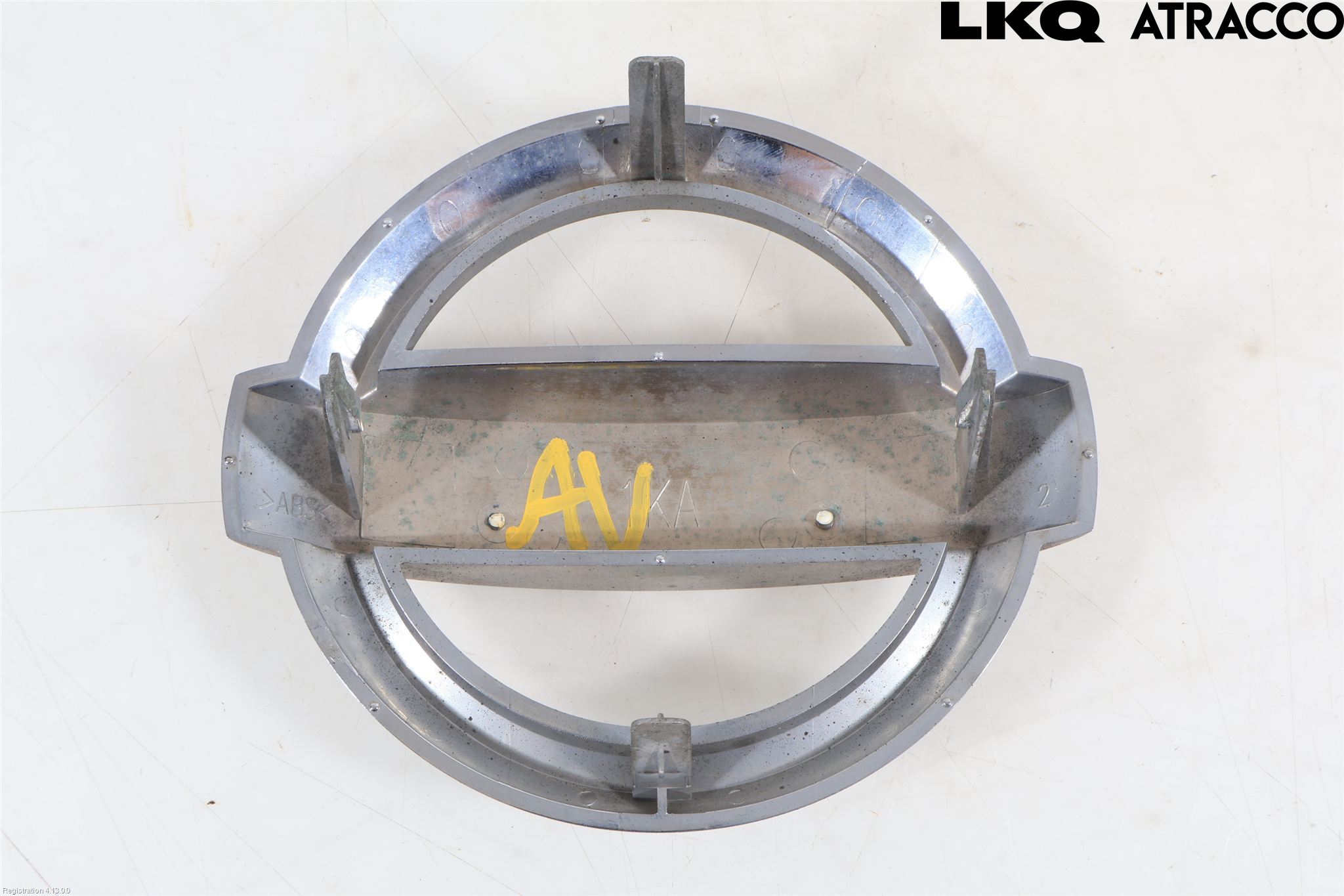 Nissan JUKE 10-14 Emblem