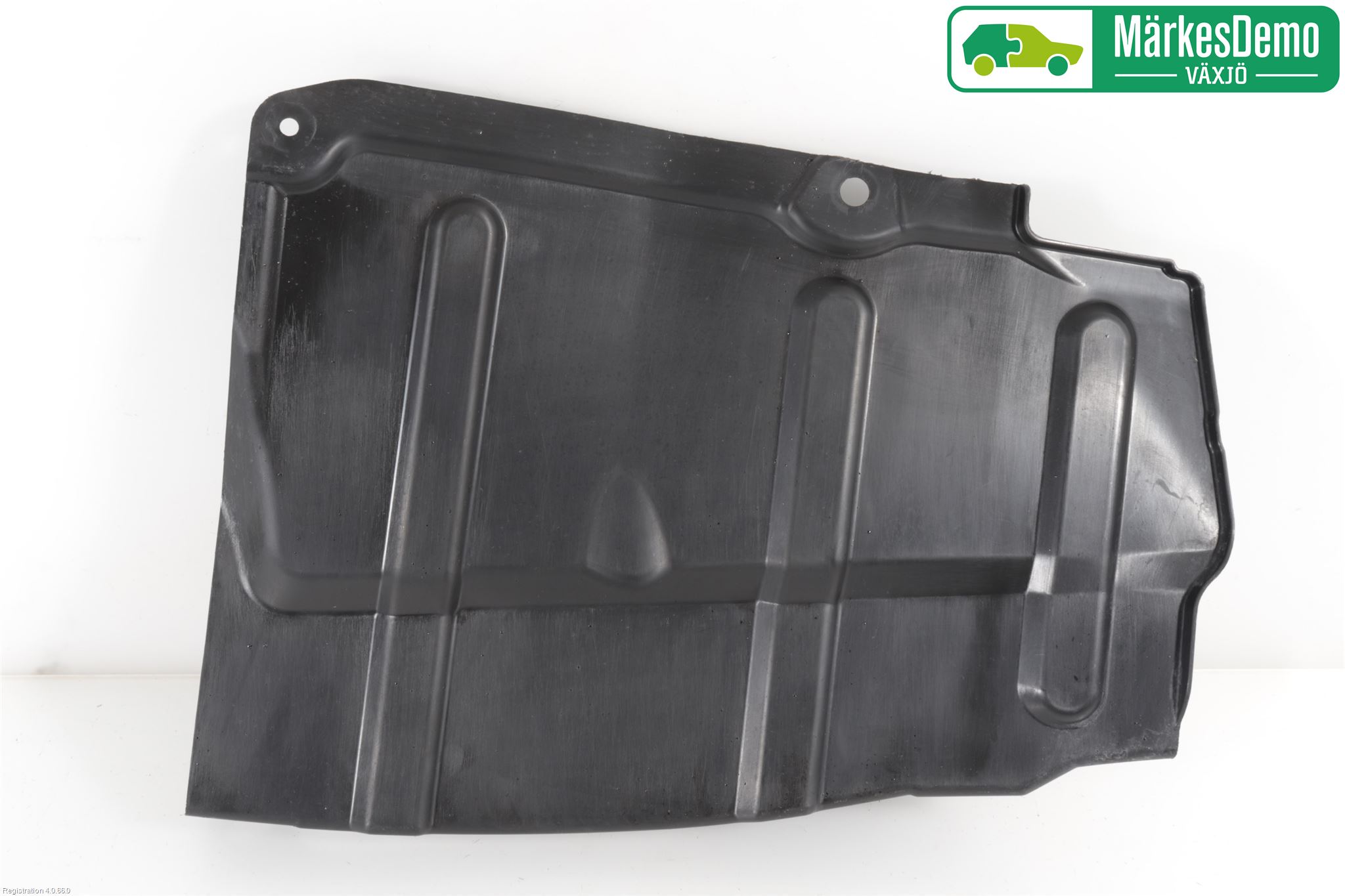 Toyota RAV4 13-18 Hasplåt Plåt-Plast