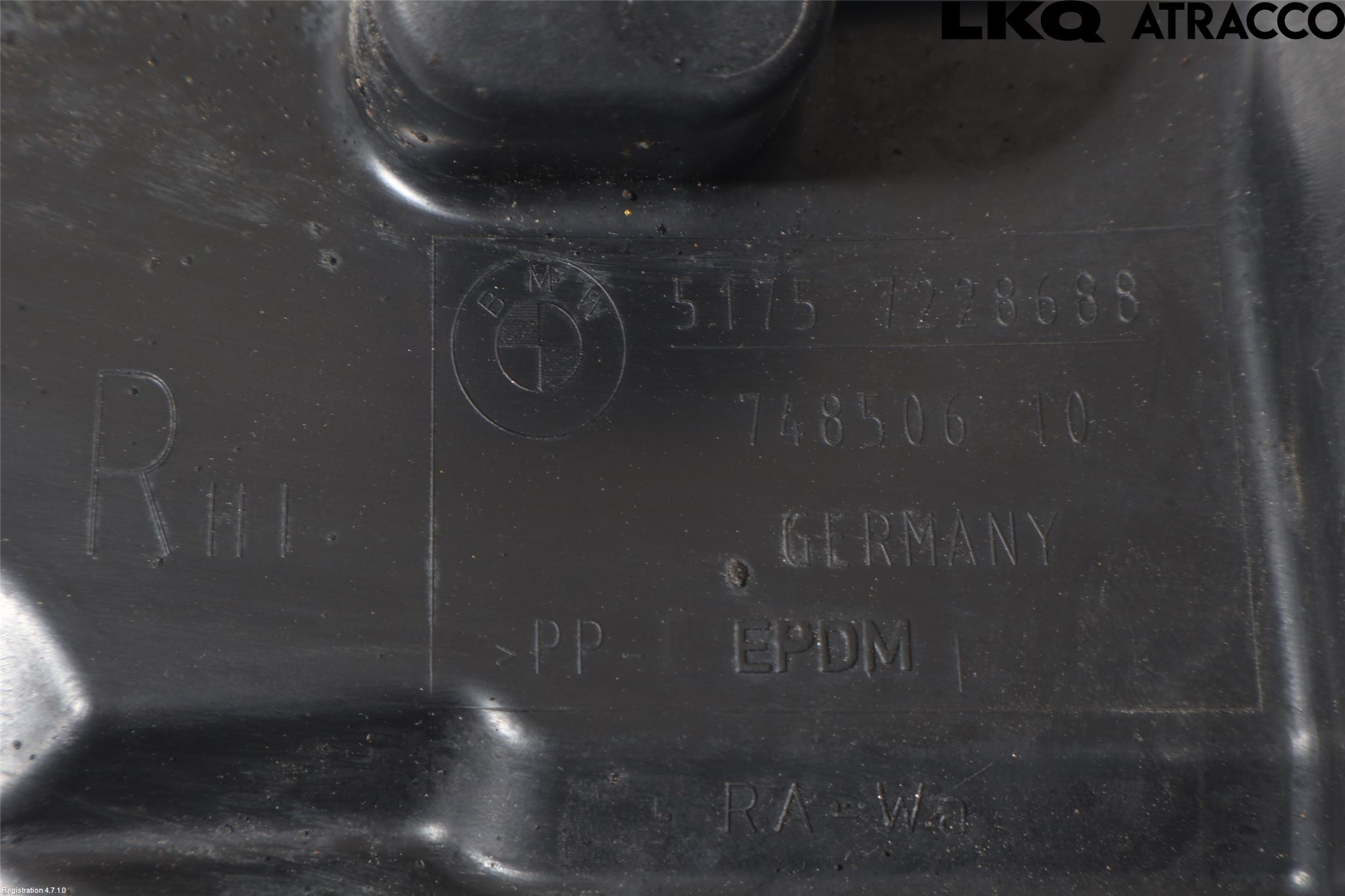 BMW 5 F10/F11/F18 09-17 Hasplåt Plåt-Plast