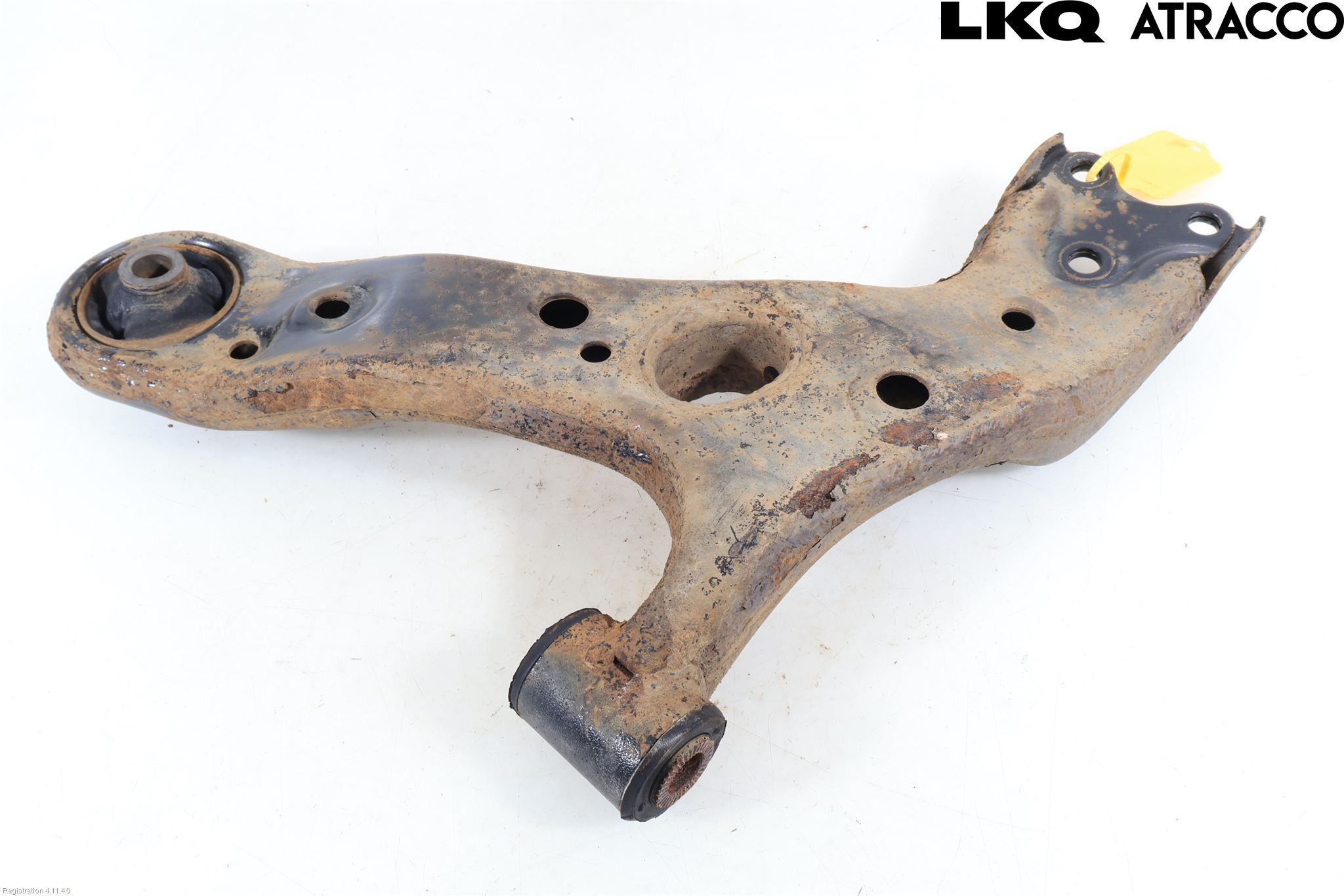 Toyota AURIS 13-19 Bärarm Fram Undre Hö