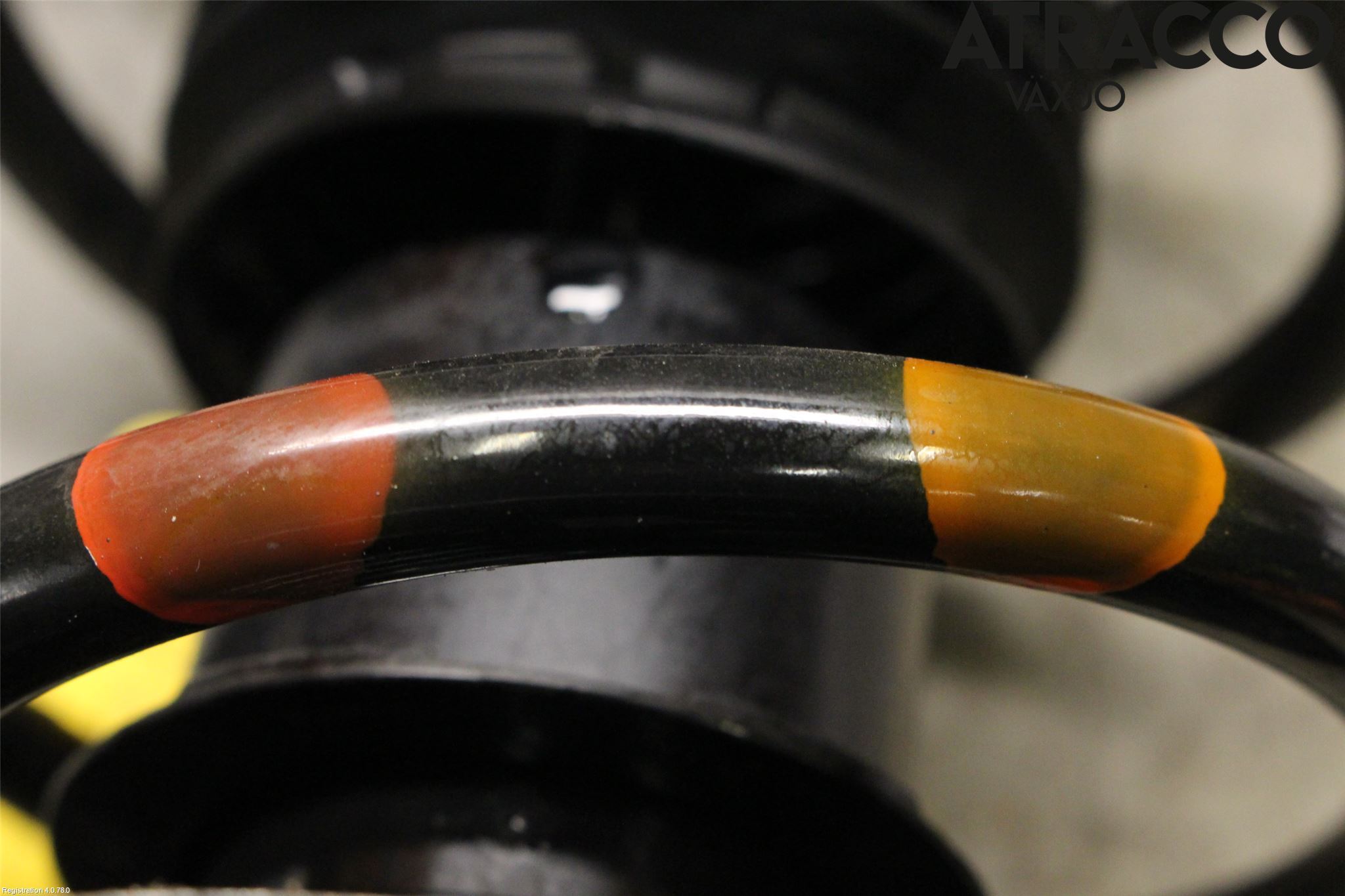 Mazda 3 IV 19- Fjäderben Fram Vänster