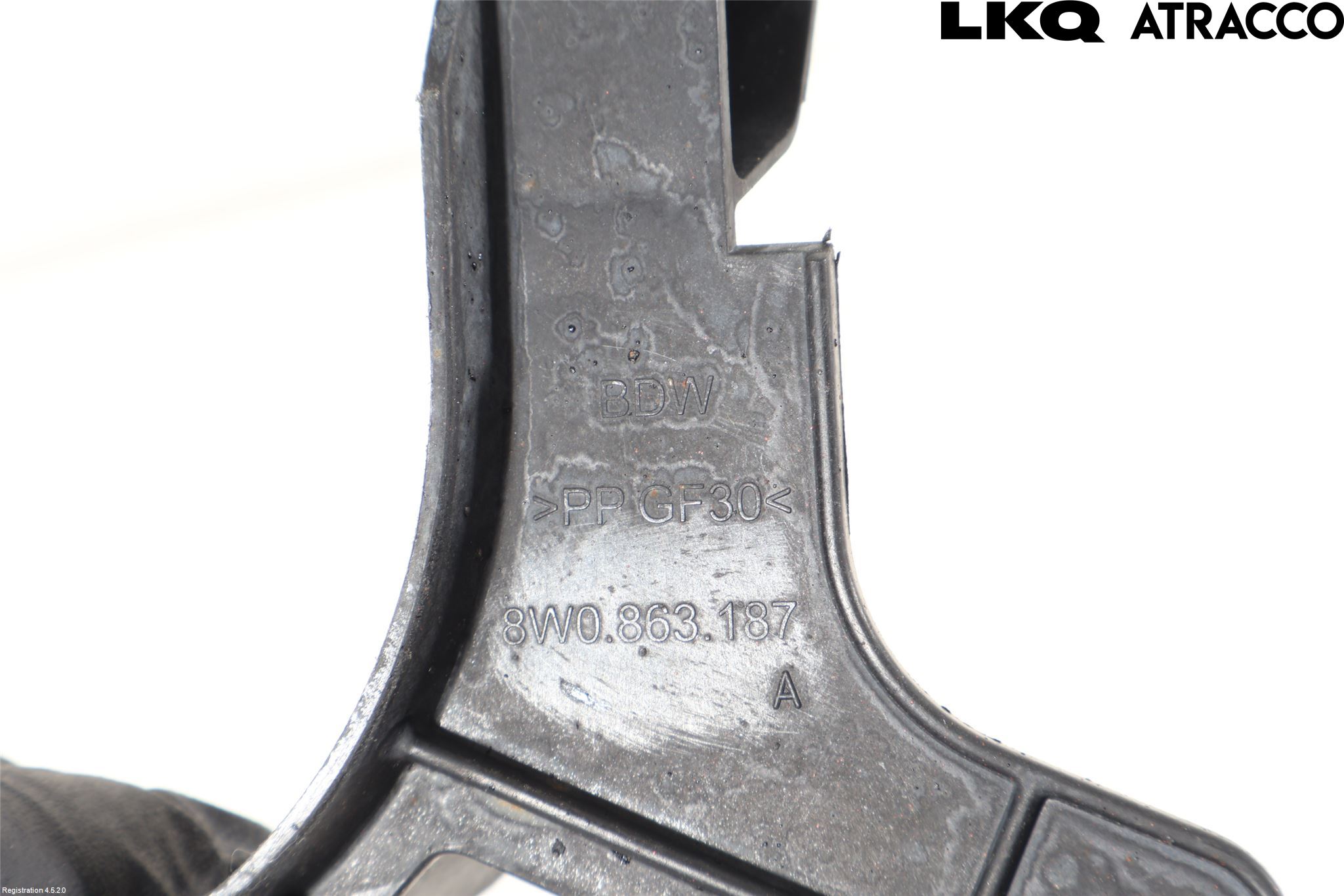 Audi A5 17- Hasplåt Plåt-Plast