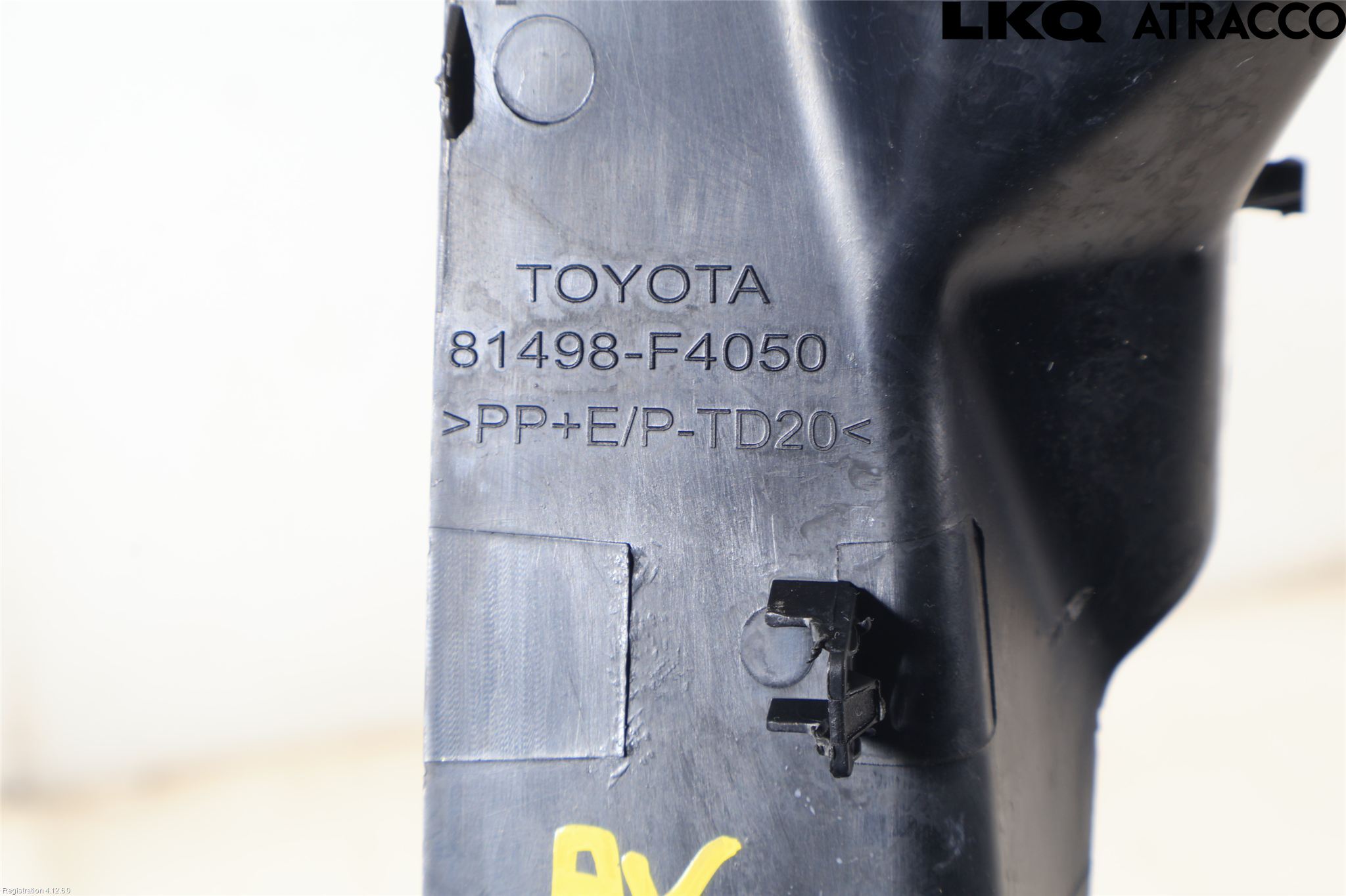 Toyota C-HR 24- Bakljussarg