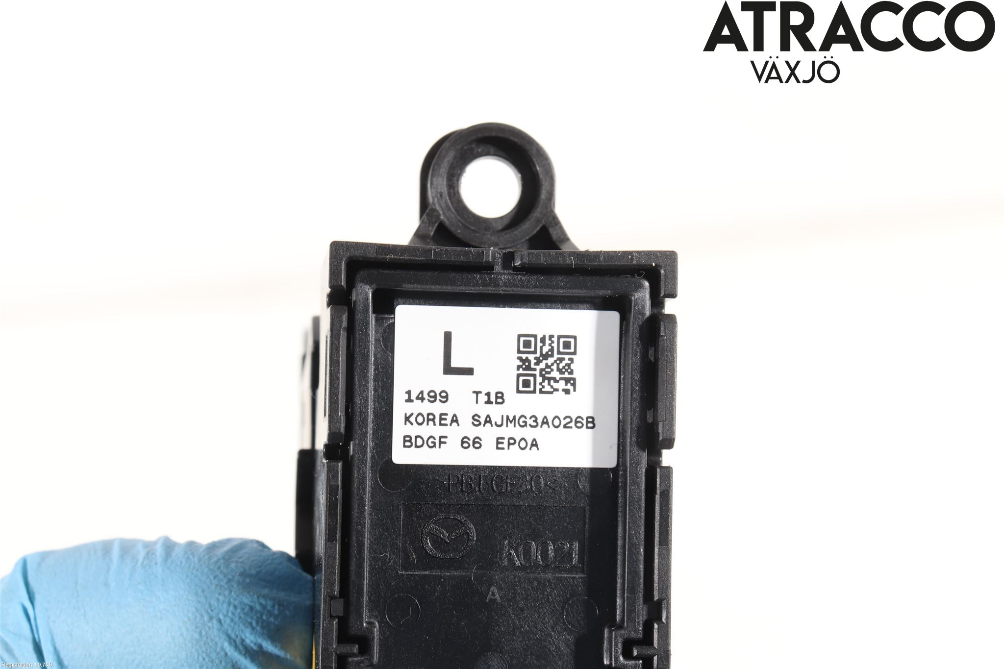 Mazda CX-30 20- Strömställare Parkeringsbroms