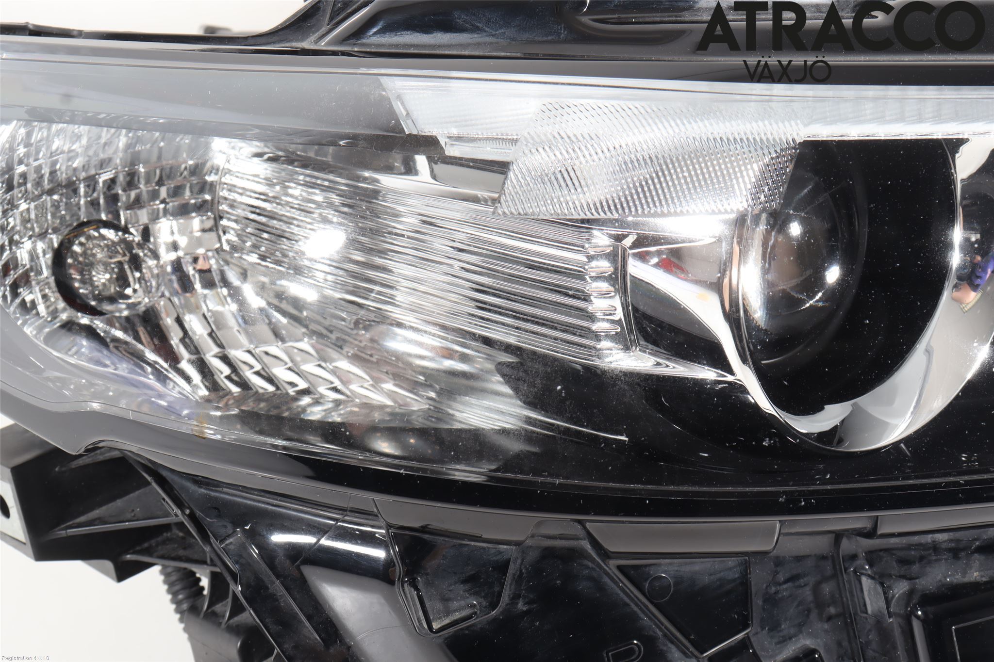 Mazda 3 IV 19- Strålkastare Höger