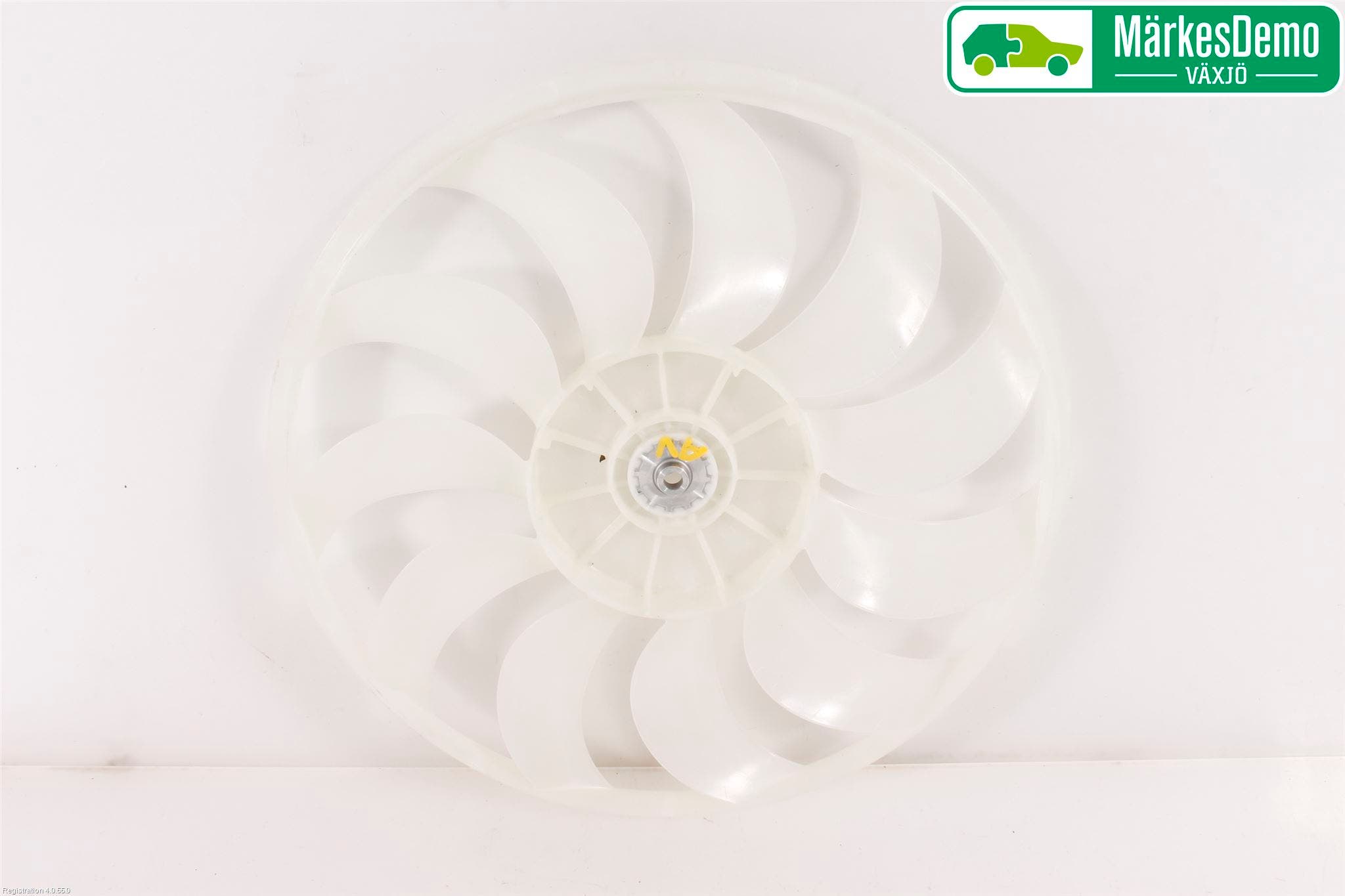 Mitsubishi OUTLANDER 13-21 Kylfläkt-Vinge