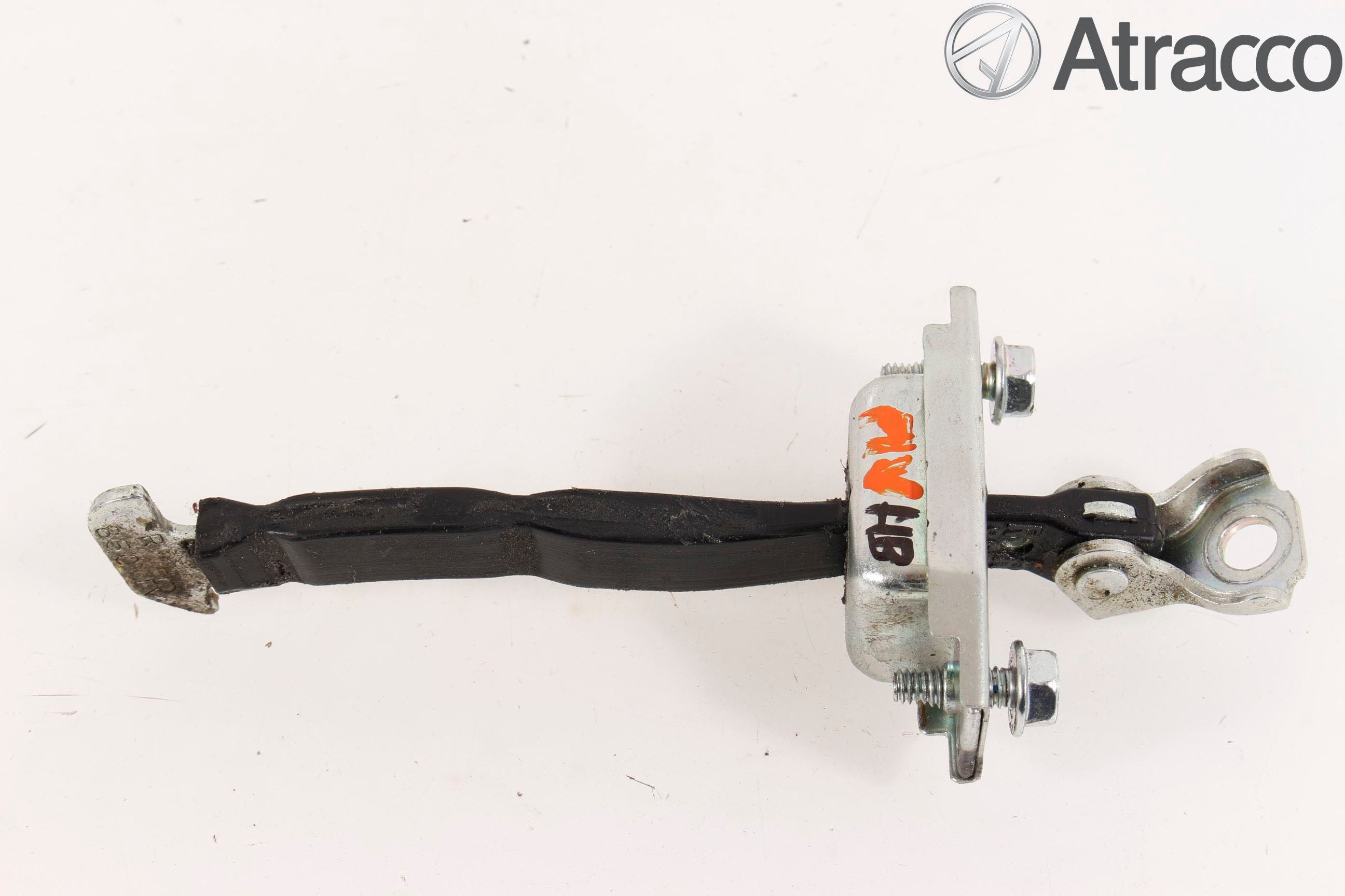 Toyota YARIS XP130 12-14 Dörrstopp