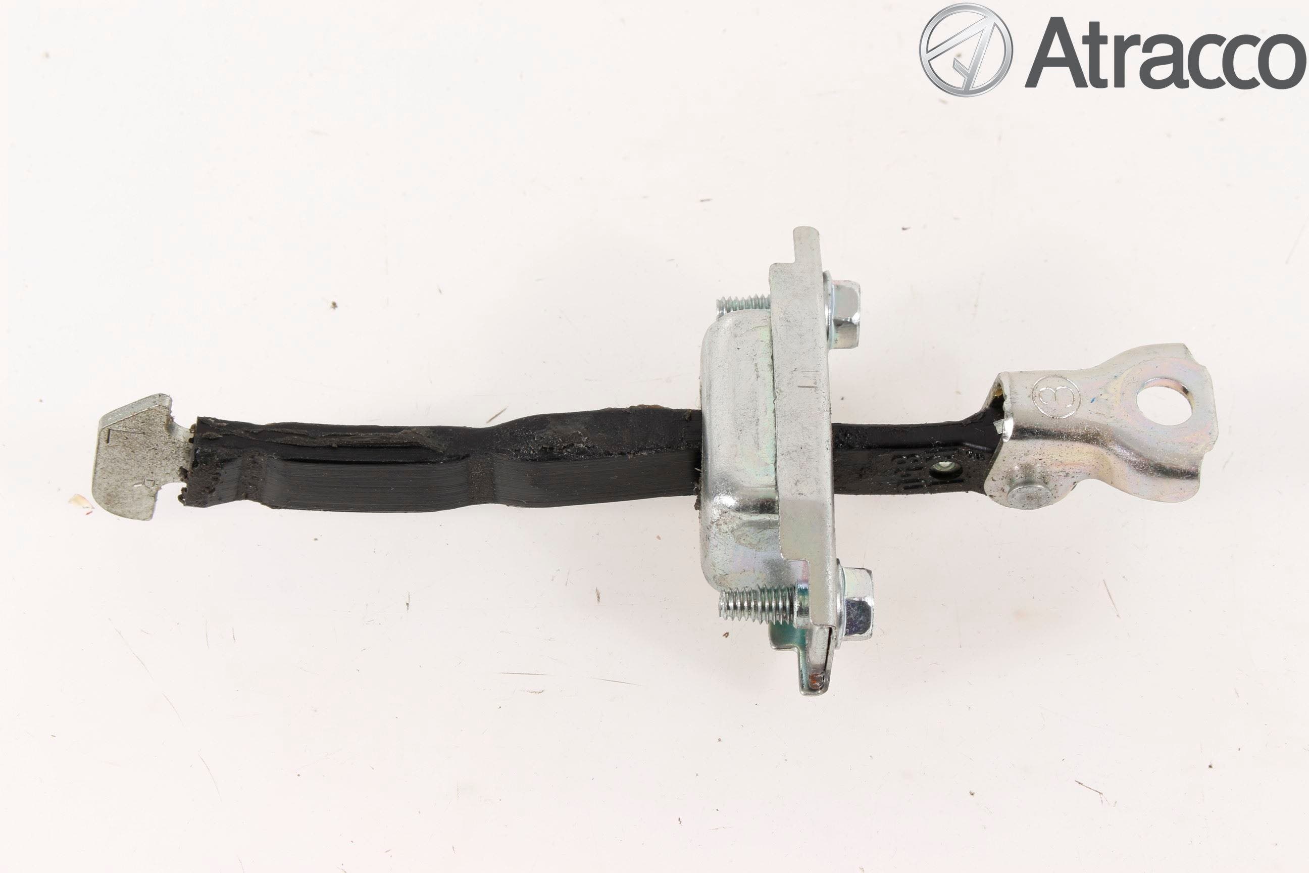 Toyota YARIS XP130 12-14 Dörrstopp