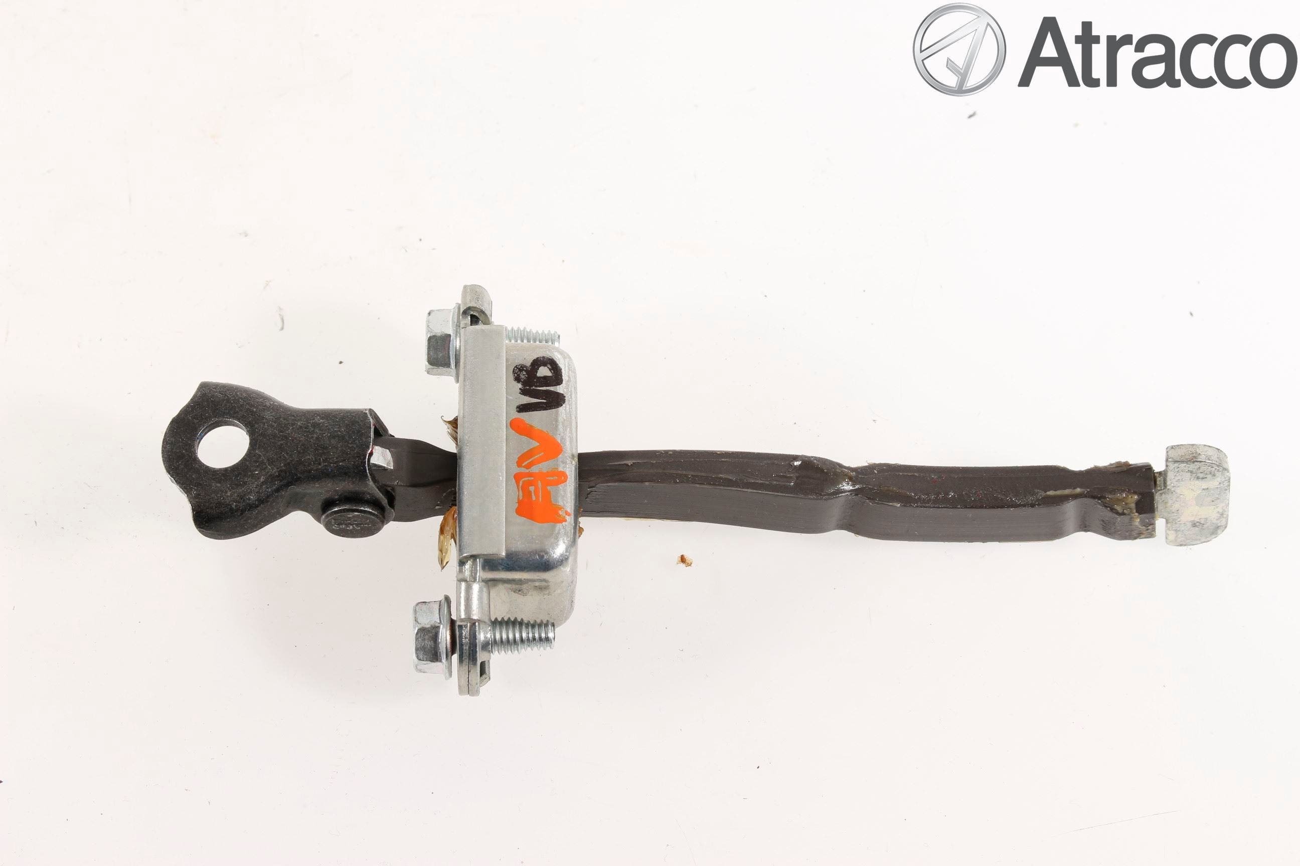 Toyota YARIS XP130 15-20 Dörrstopp