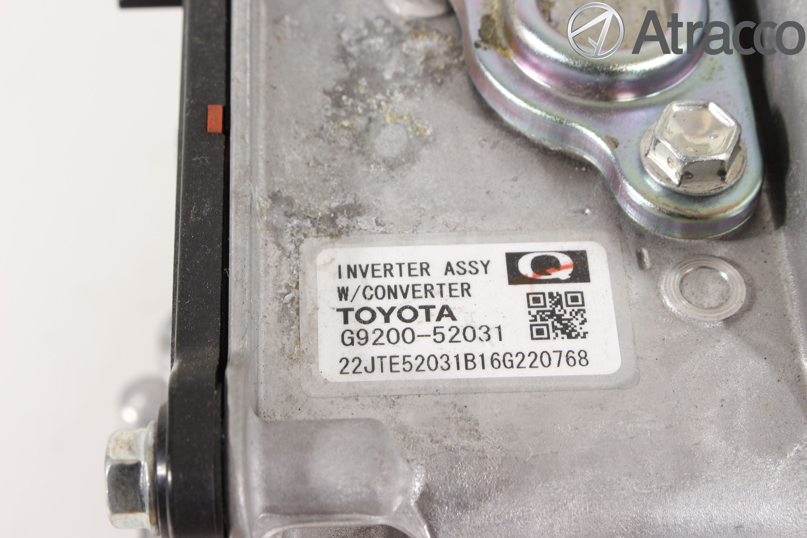 Toyota YARIS XP130 15-20 Hybridconverter