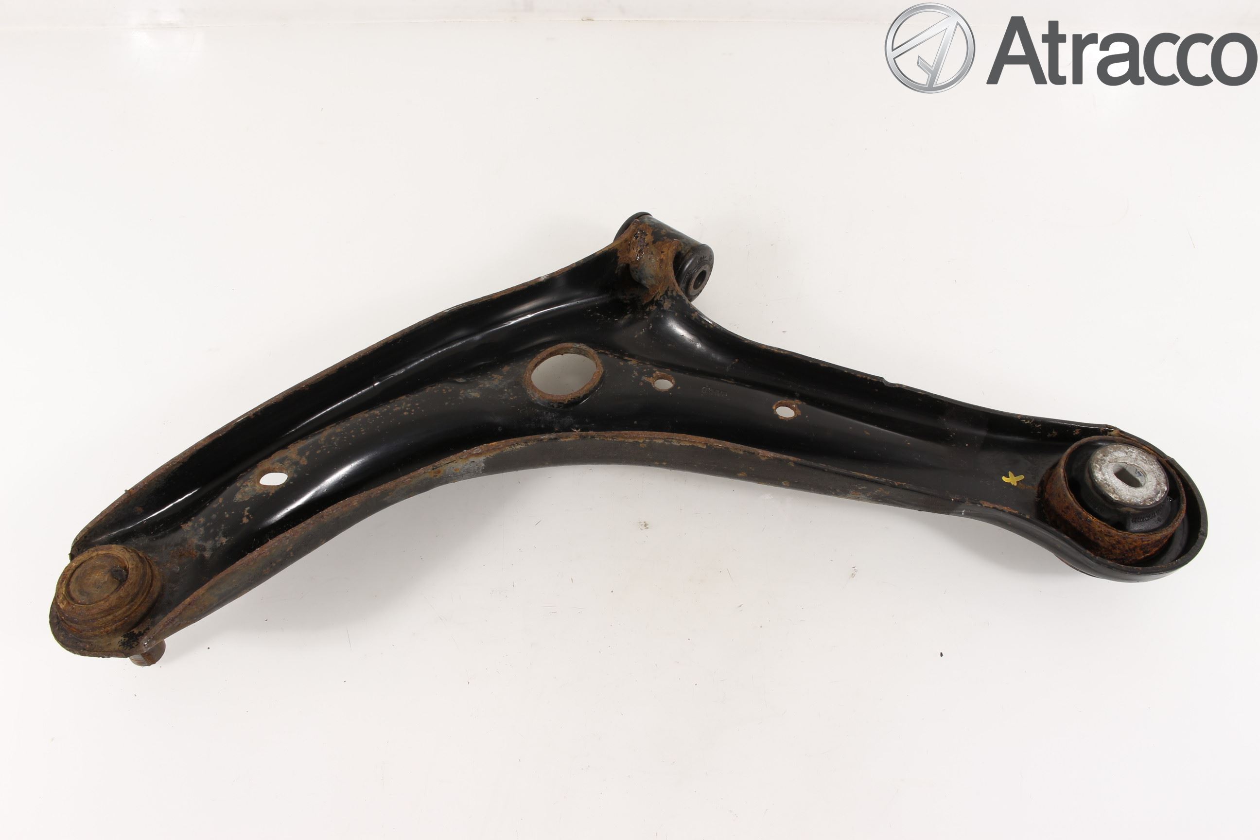 Ford FIESTA 09-12 Bärarm Fram Undre Hö