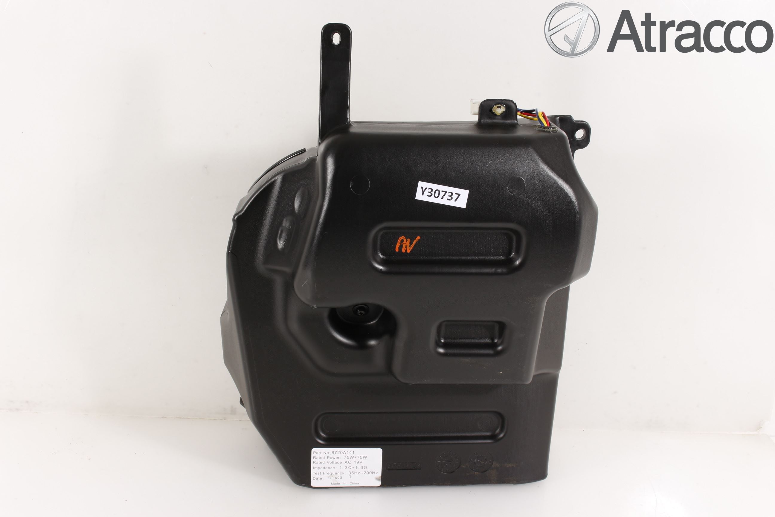 Mitsubishi OUTLANDER 13-21 Högtalare