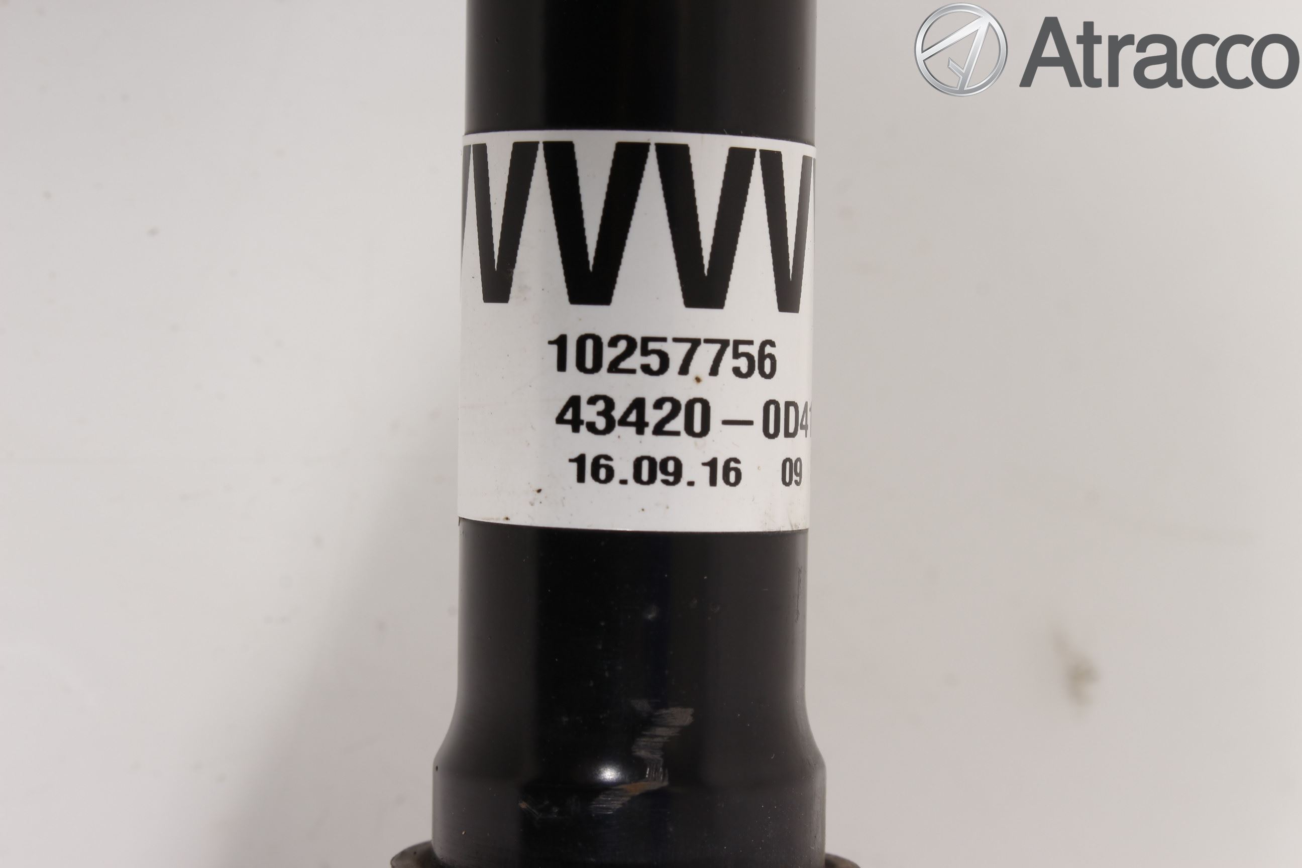 Toyota YARIS XP130 15-20 Drivaxel Fram Vänster