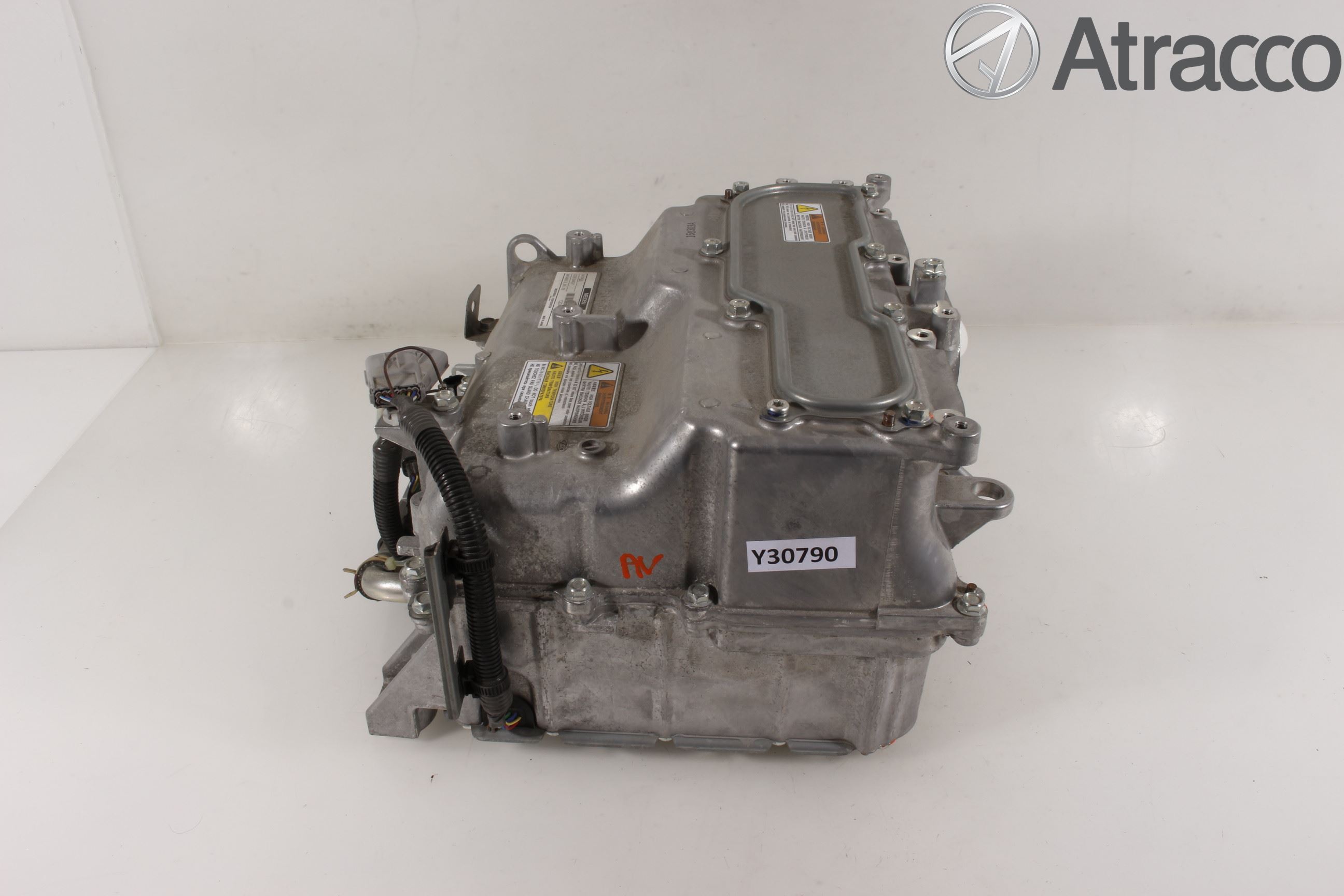 Mitsubishi OUTLANDER 13-21 Hybridconverter